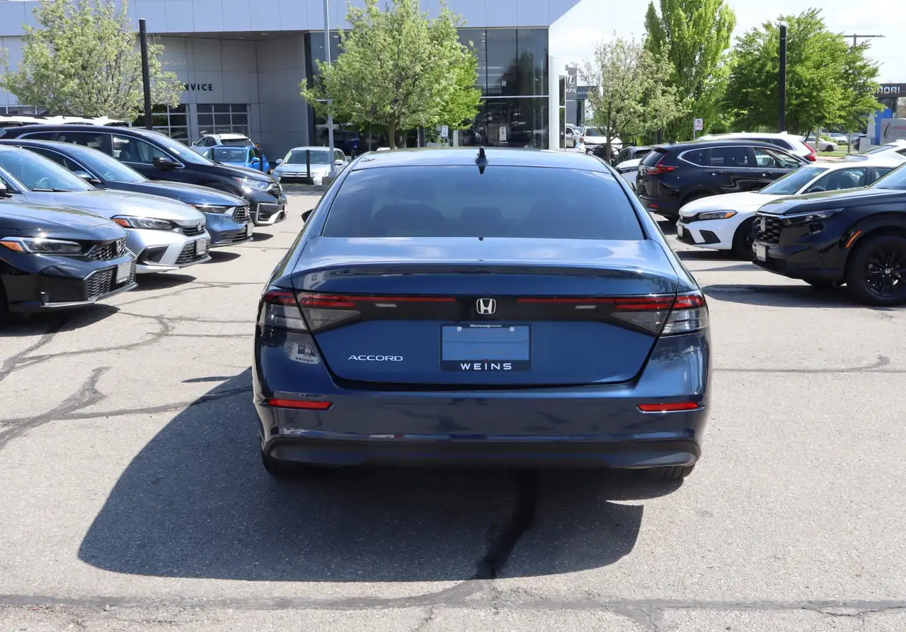 Honda Accord снимка Honda Accord