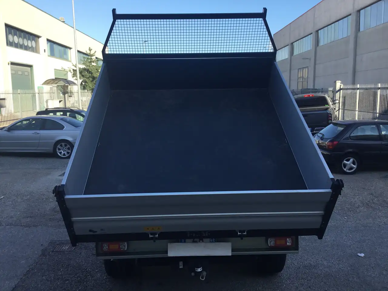 Nissan Patrol Gr pik up cassone ribaltabile, foto 4