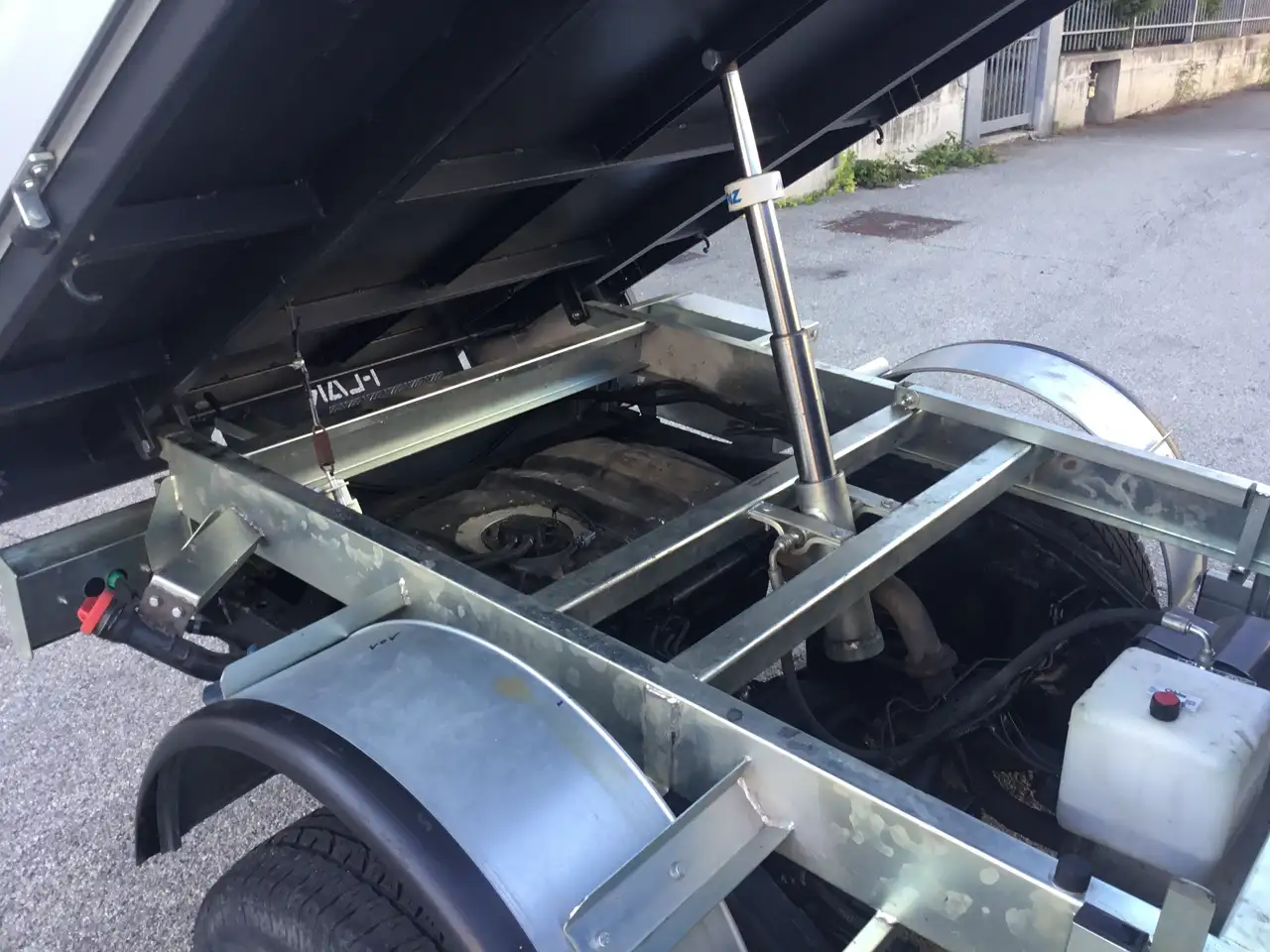 Nissan Patrol Gr pik up cassone ribaltabile, foto 12