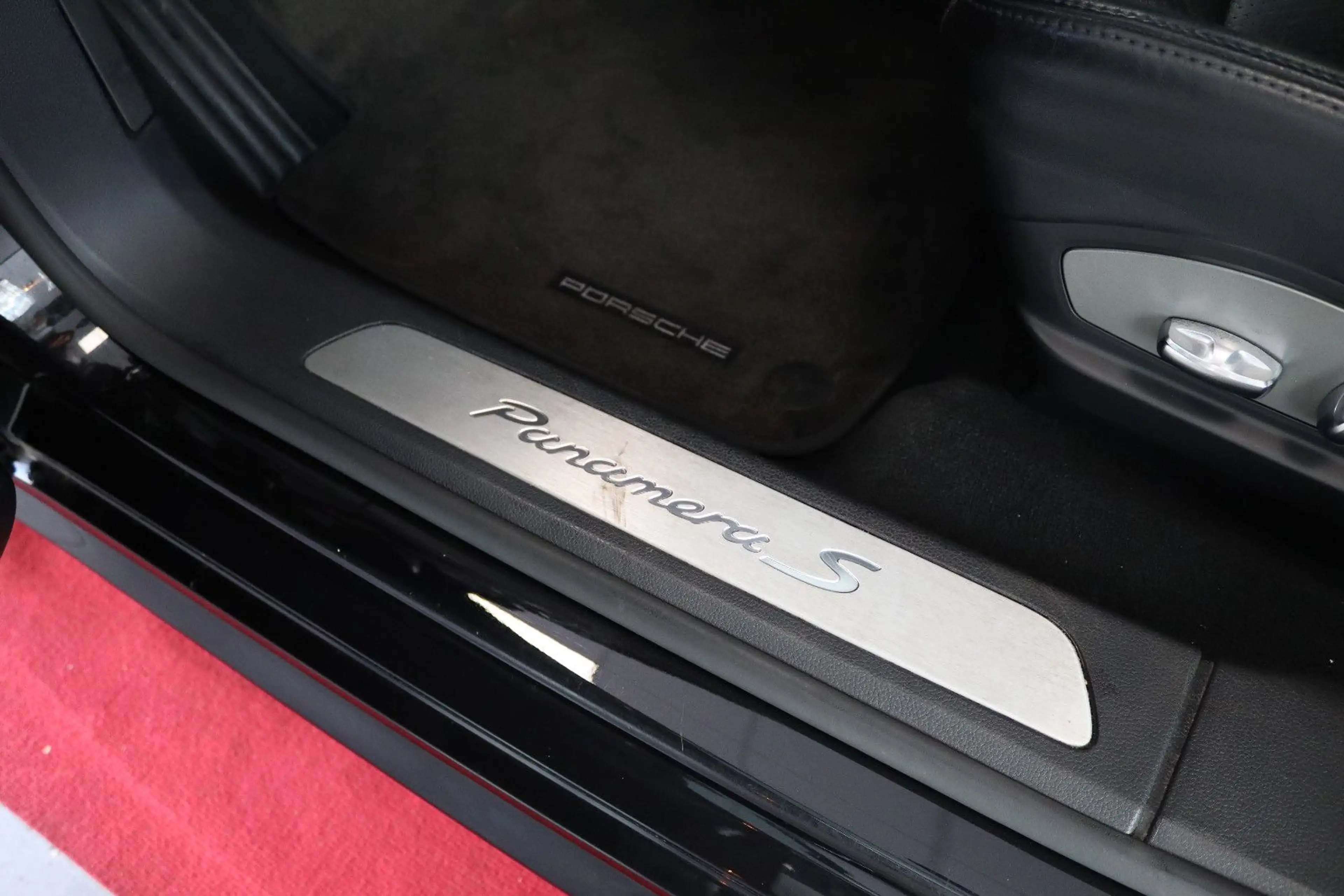 Porsche Panamera S * LEDER / NAVI / SCHIEBEDACH * — photo 10