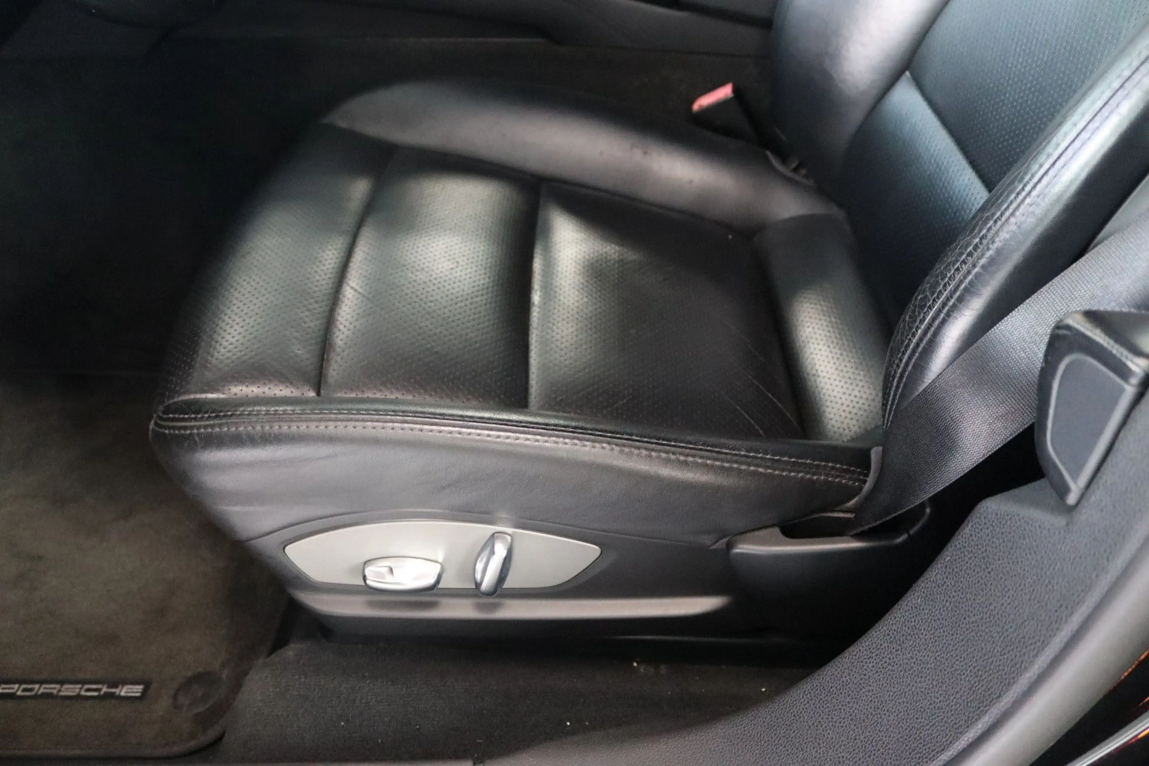 Porsche Panamera S * LEDER / NAVI / SCHIEBEDACH * — photo 12