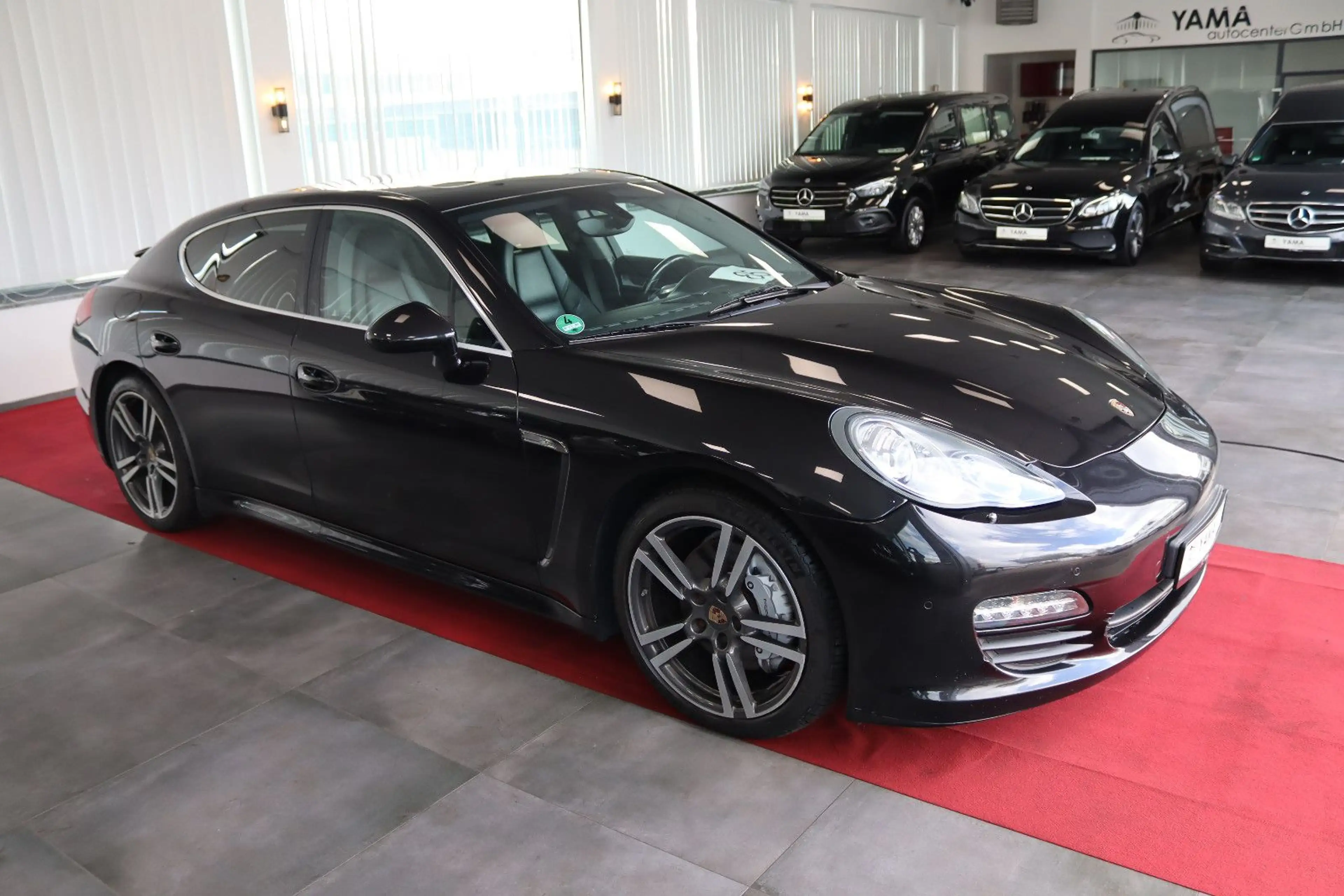 Porsche Panamera S * LEDER / NAVI / SCHIEBEDACH * — photo 4