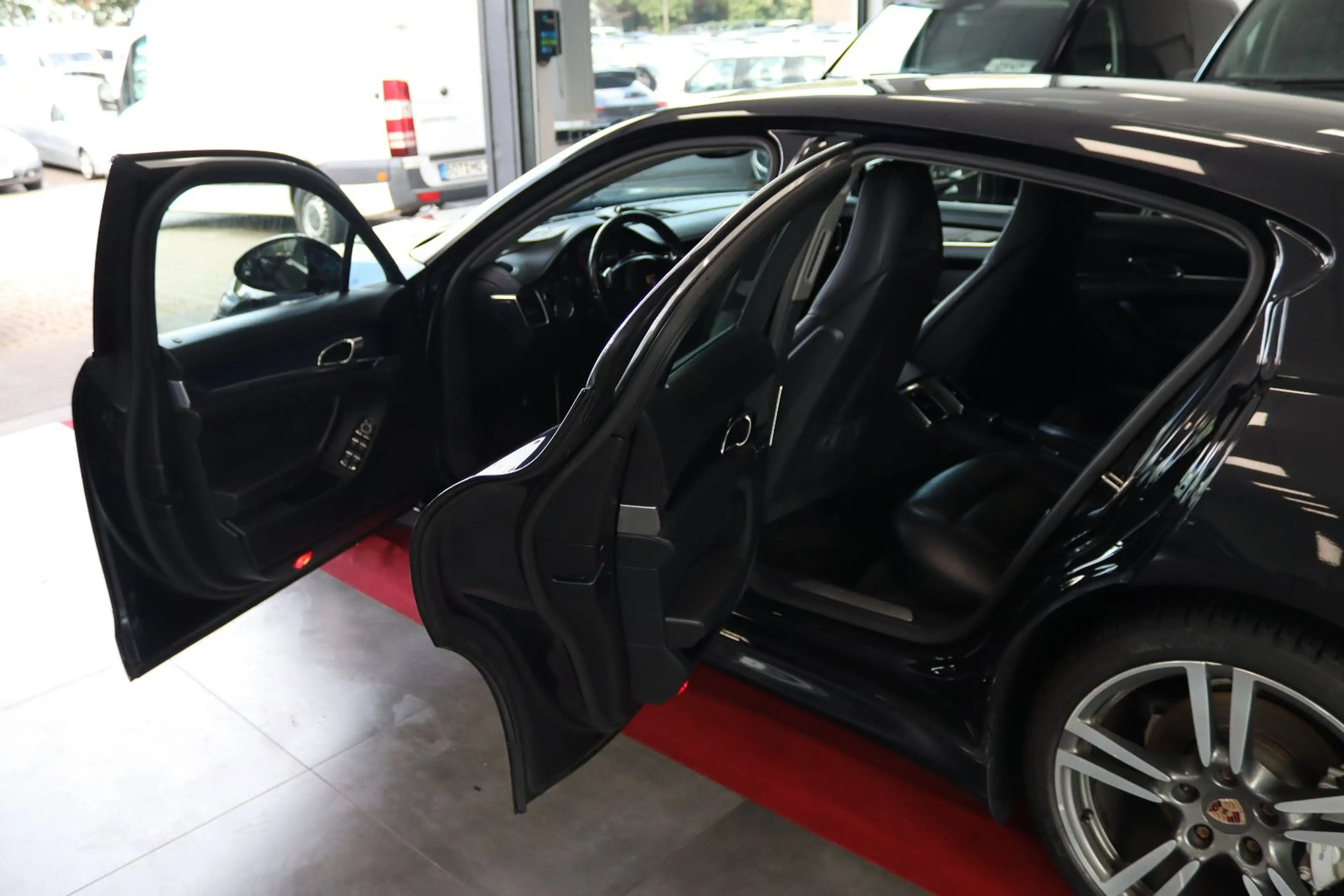 Porsche Panamera S * LEDER / NAVI / SCHIEBEDACH * — photo 7