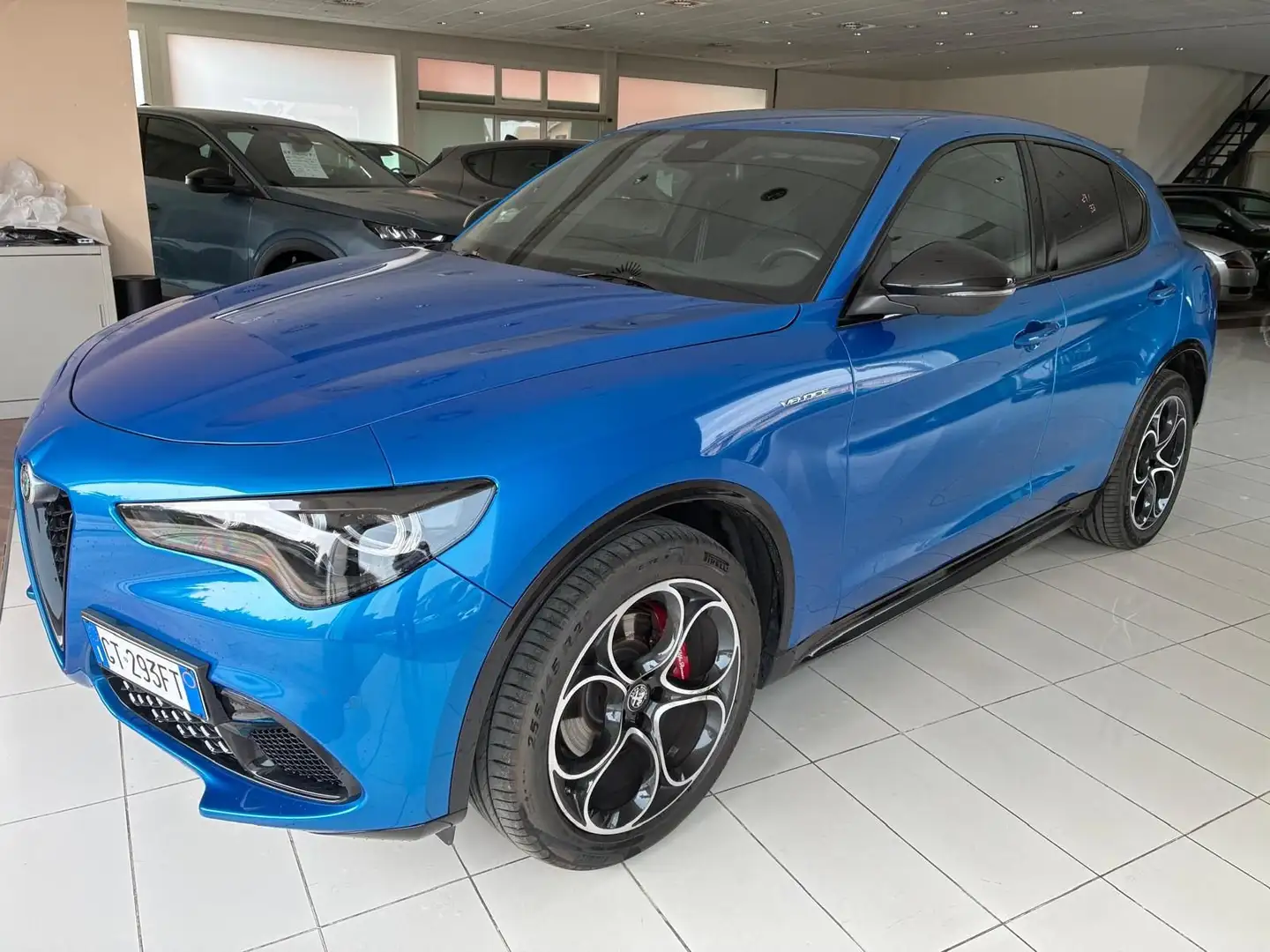 Alfa Romeo Stelvio Stelvio 2.2 Turbodiesel 210 CV AT8 Q4 Veloce Azul - 2