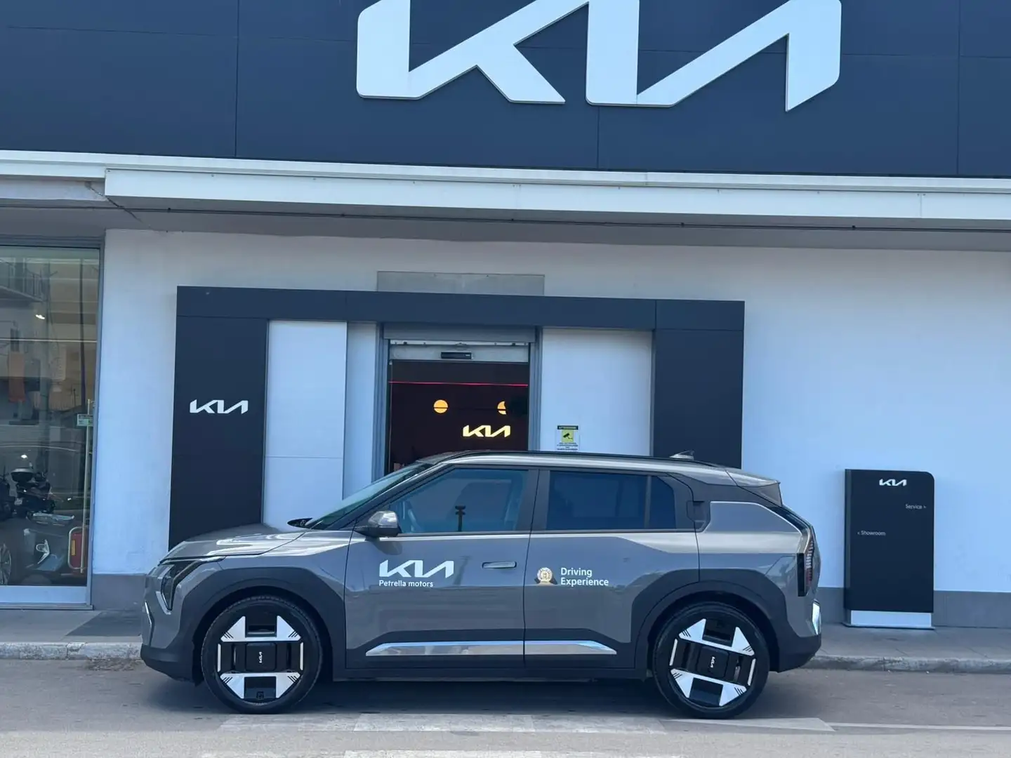 Kia EV3 81.4 kWh Earth - 1