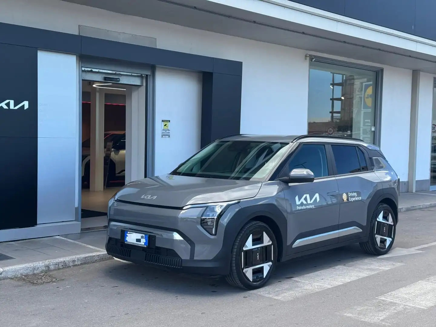 Kia EV3 81.4 kWh Earth - 2