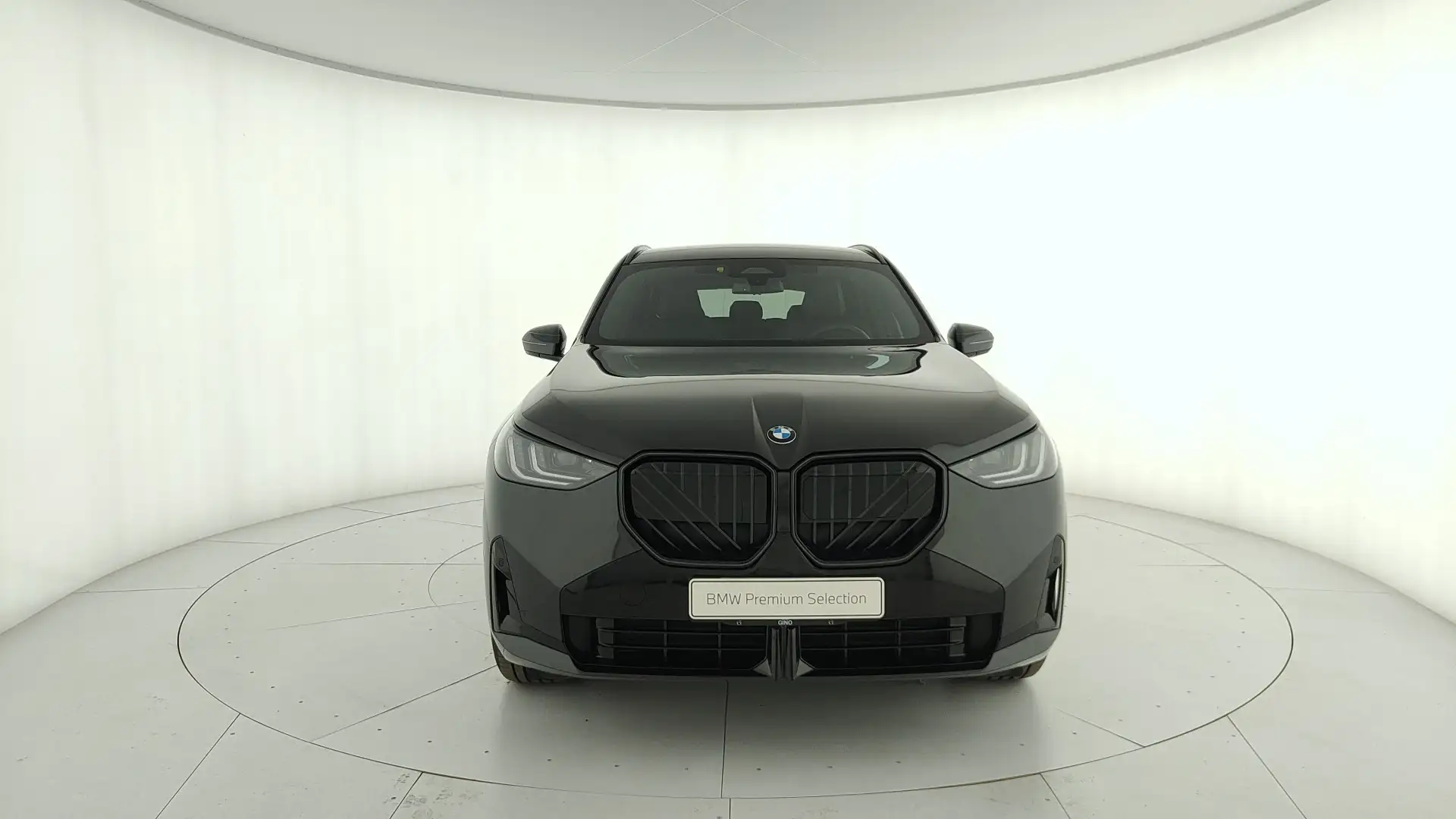 BMW X3 xdrive20d MSport auto Zwart - 2