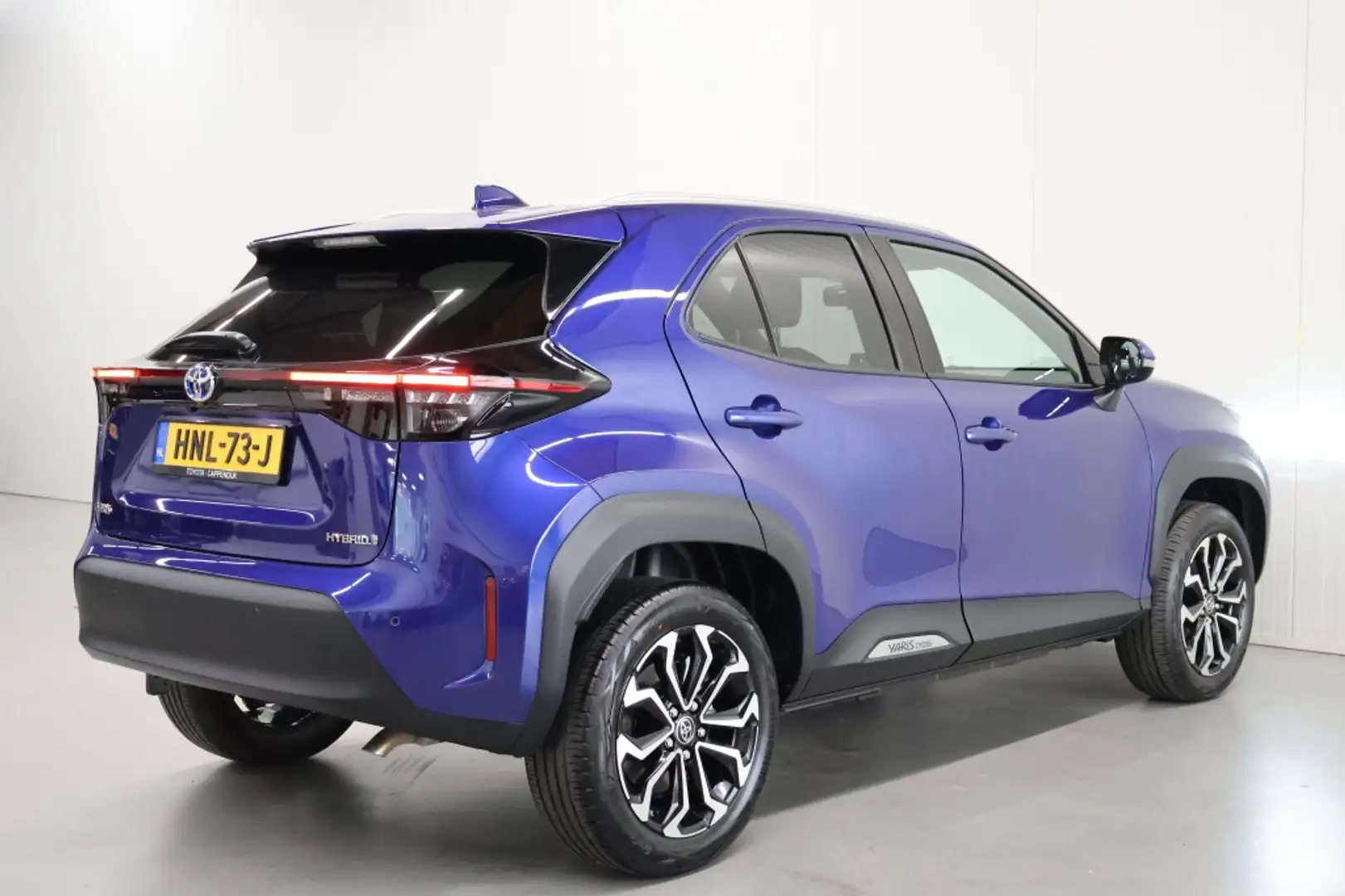 Toyota Yaris Cross 1.5 Hybrid Dynamic Blauw - 2