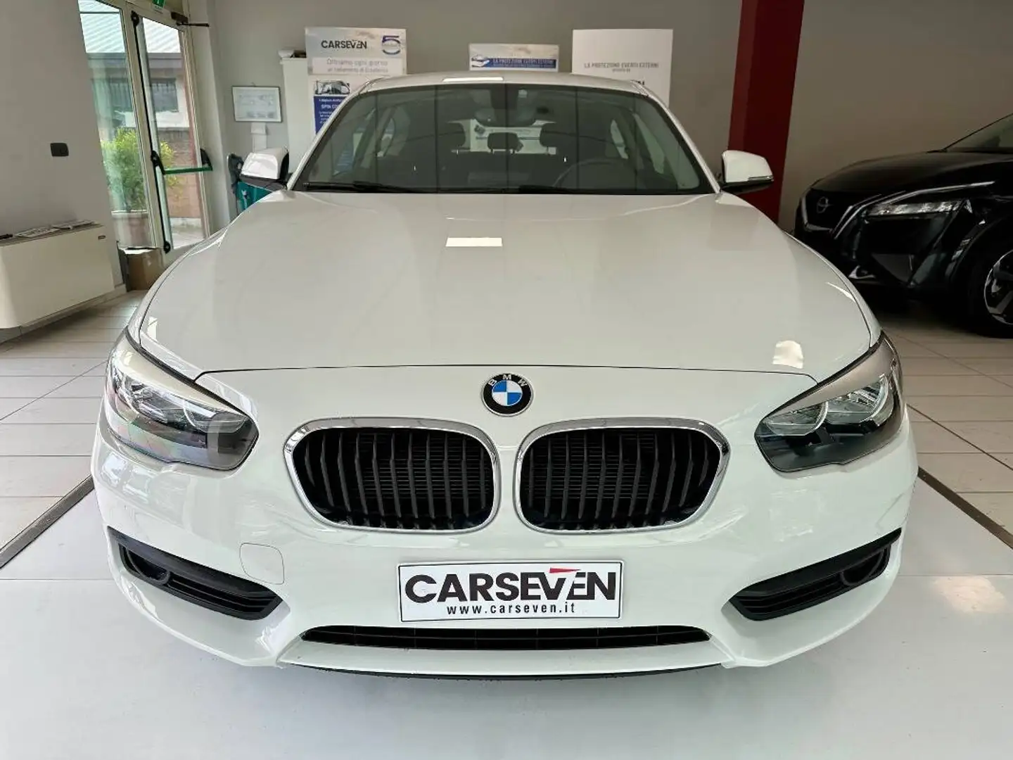 BMW 114 114d 3p Білий - 2