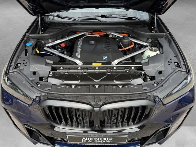 BMW X5 view 14