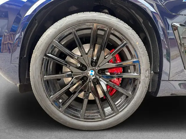 BMW X5 view 7