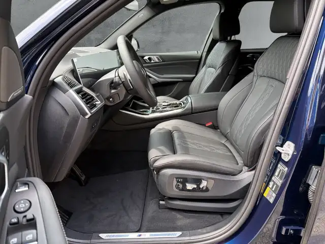 BMW X5 view 8