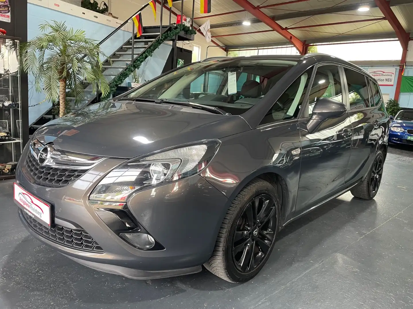 Opel Zafira Tourer 2.0*KLIMA*SHZ*PDC*EURO5*TÜV NEU Grau - 1