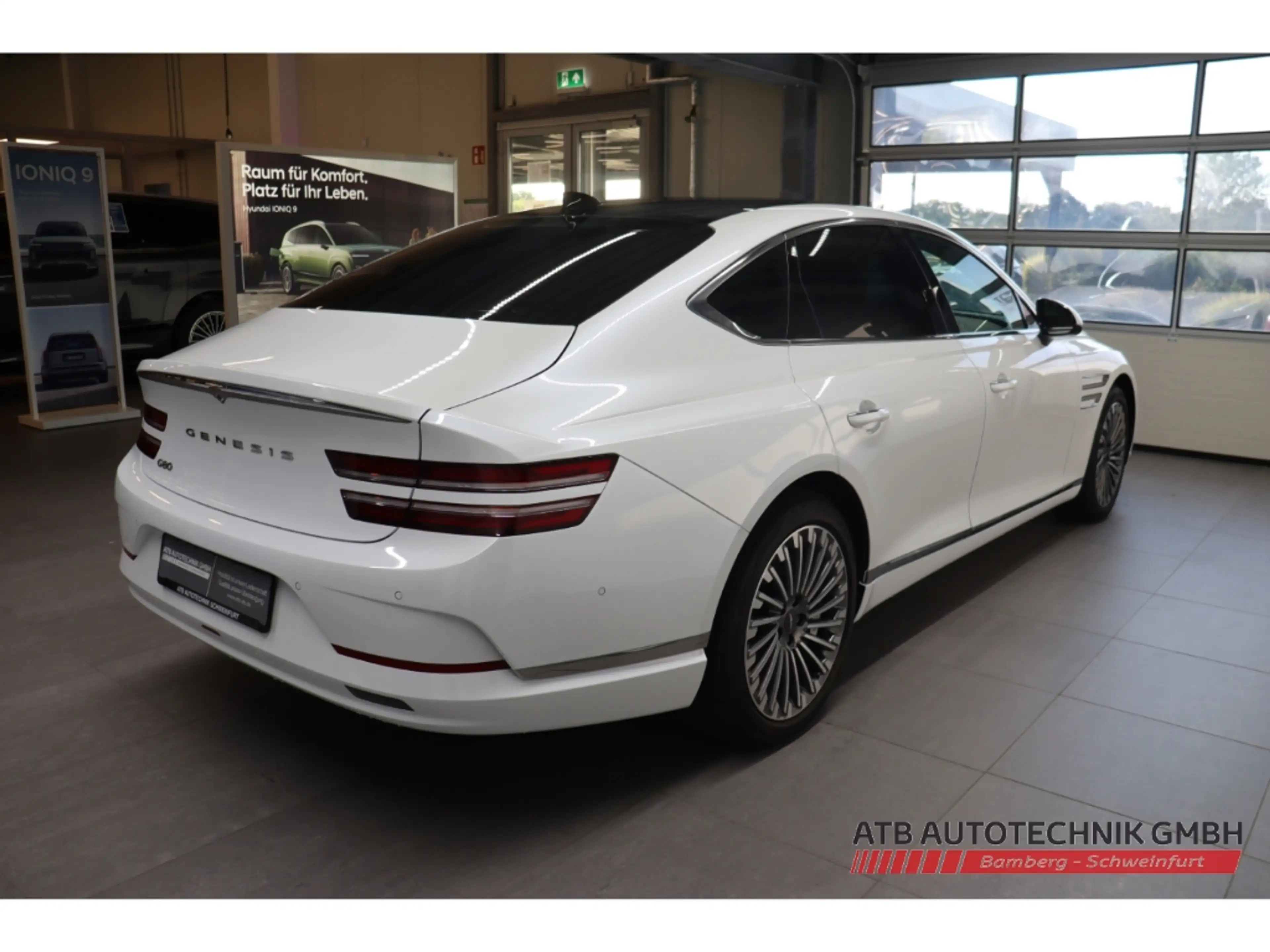 Genesis G80 Electrified 4WD Luxury 87,2kWh 98,1% SOH Solardach — photo 7