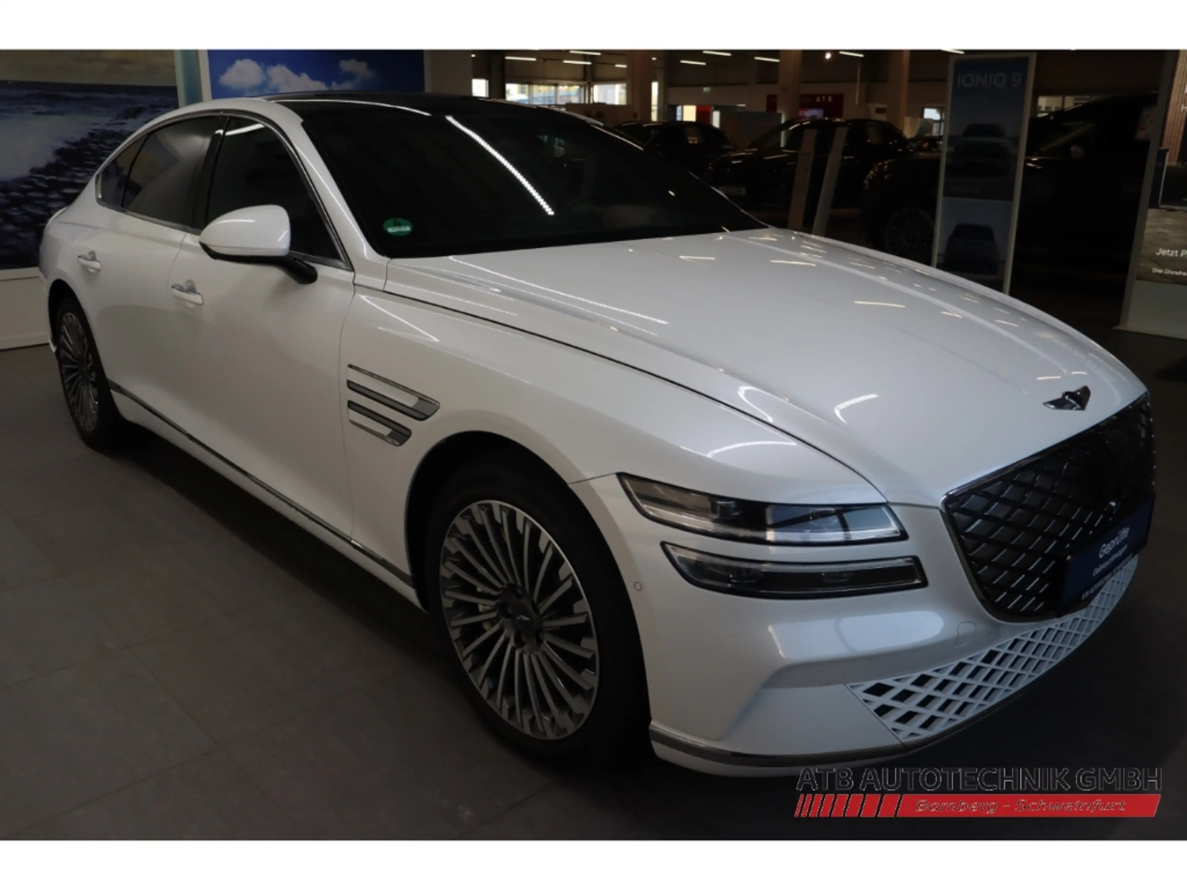 Genesis G80 Electrified 4WD Luxury 87,2kWh 98,1% SOH Solardach — photo 6