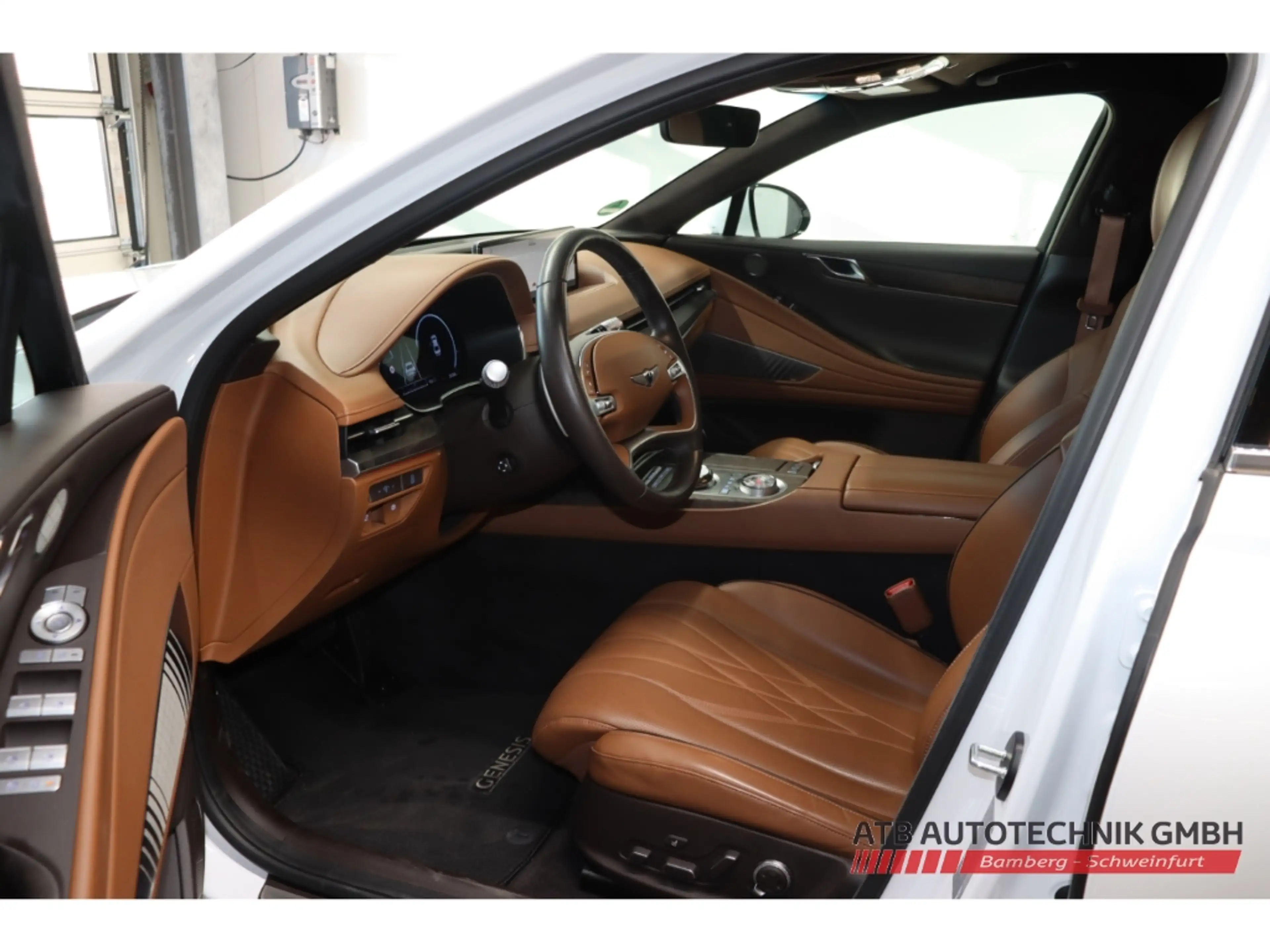 Genesis G80 Electrified 4WD Luxury 87,2kWh 98,1% SOH Solardach — photo 9