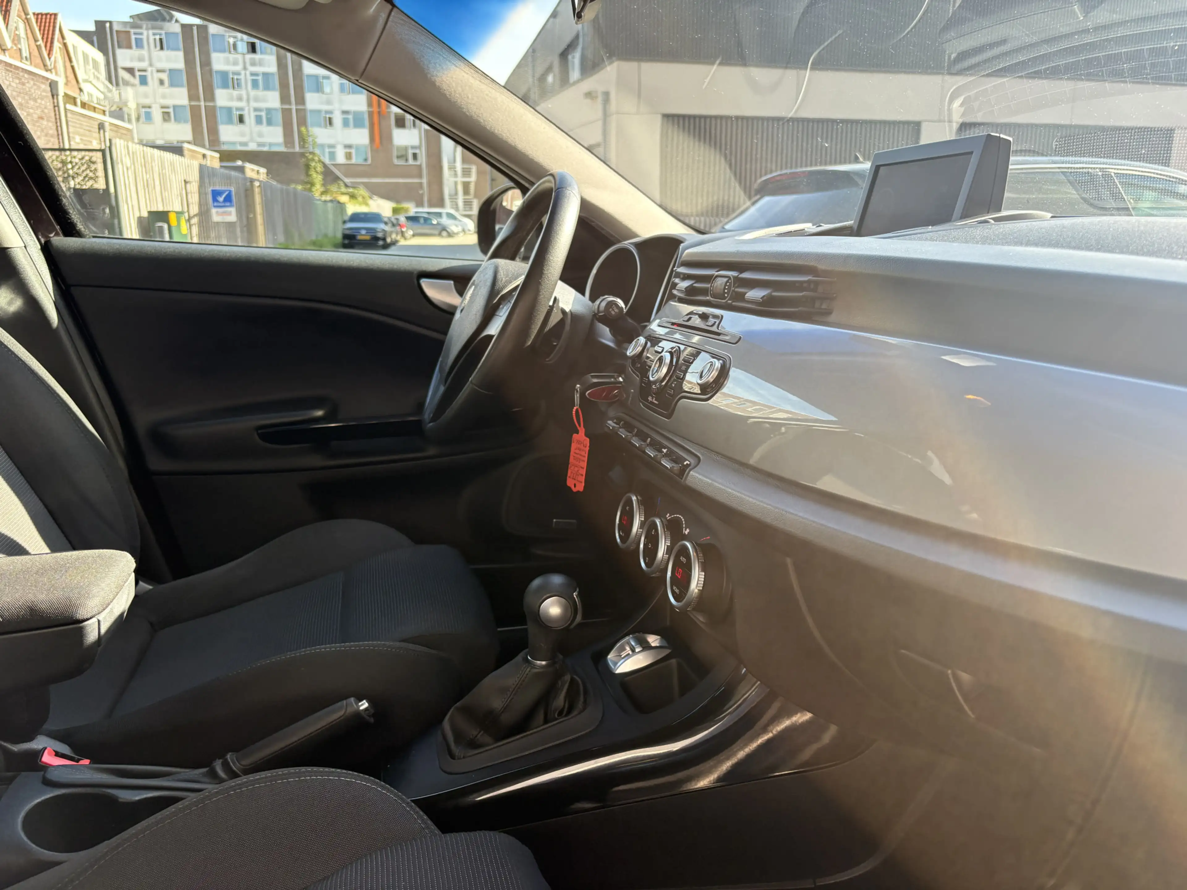 Alfa Romeo Giulietta 1.4 T Distinctive AUTOMAAT/CLIMA/CRUISE/NW APK — photo 7