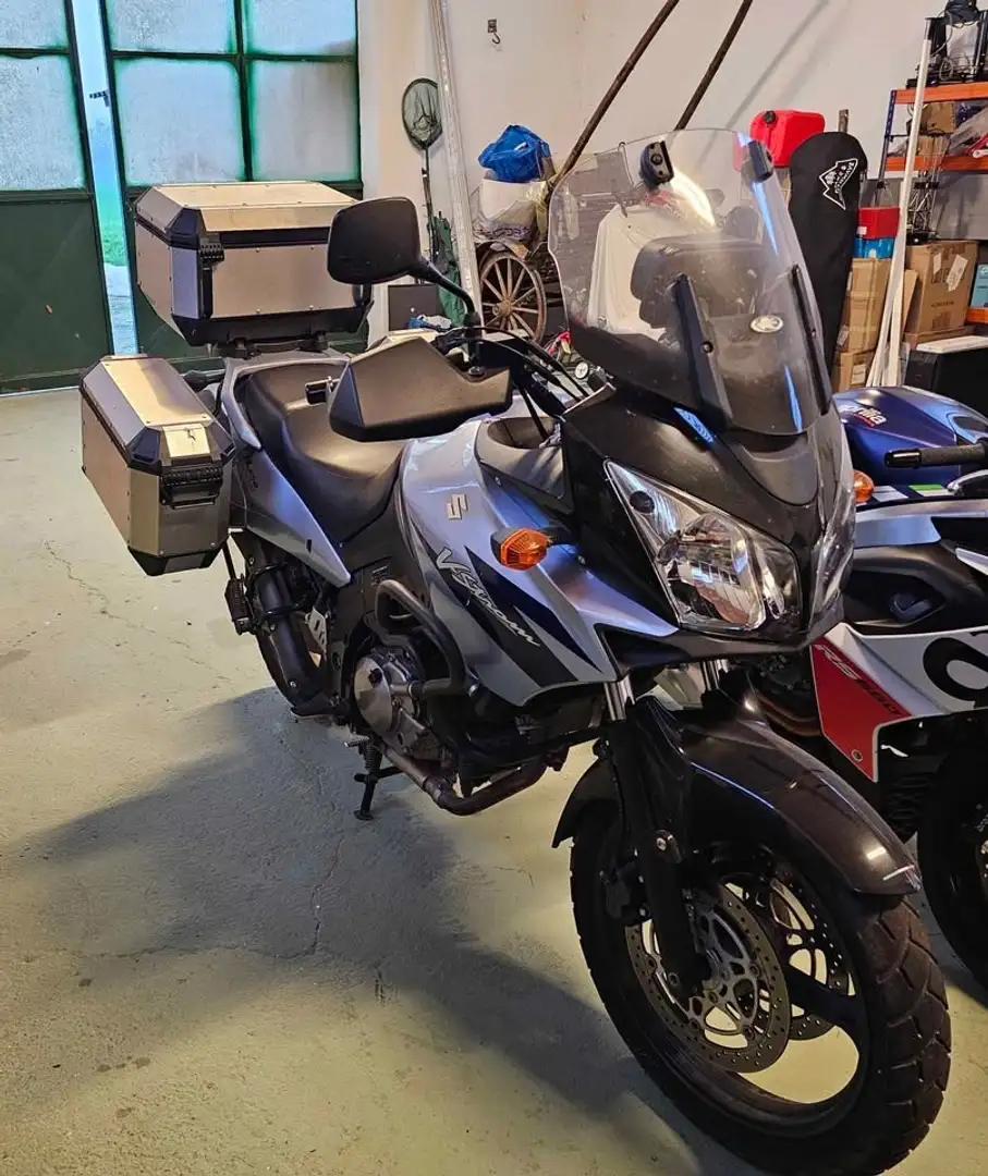 Suzuki V-Strom 650 Albastru - 1