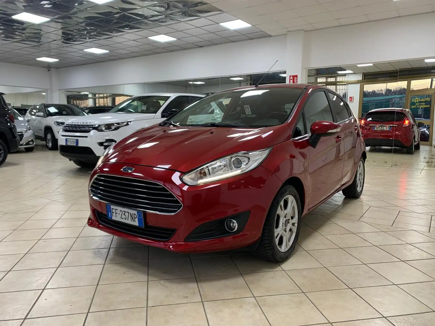 Ford Fiesta Fiesta 5p 1.5 tdci Business 75cv E6 Rojo - 1