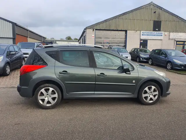 Peugeot 207 SW view 11