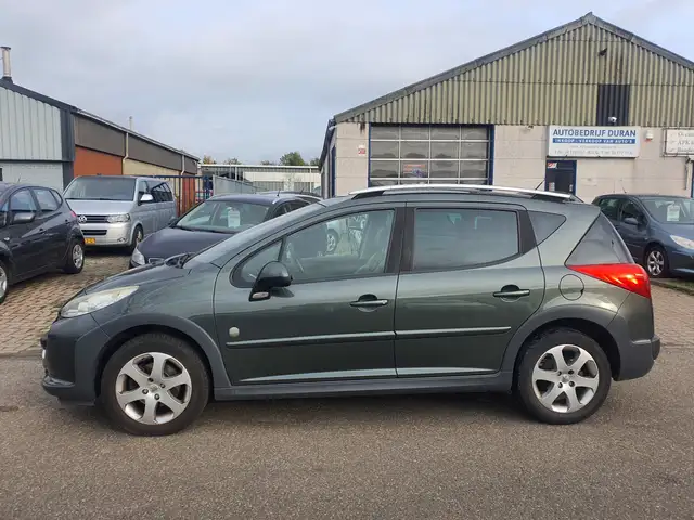 Peugeot 207 SW view 10