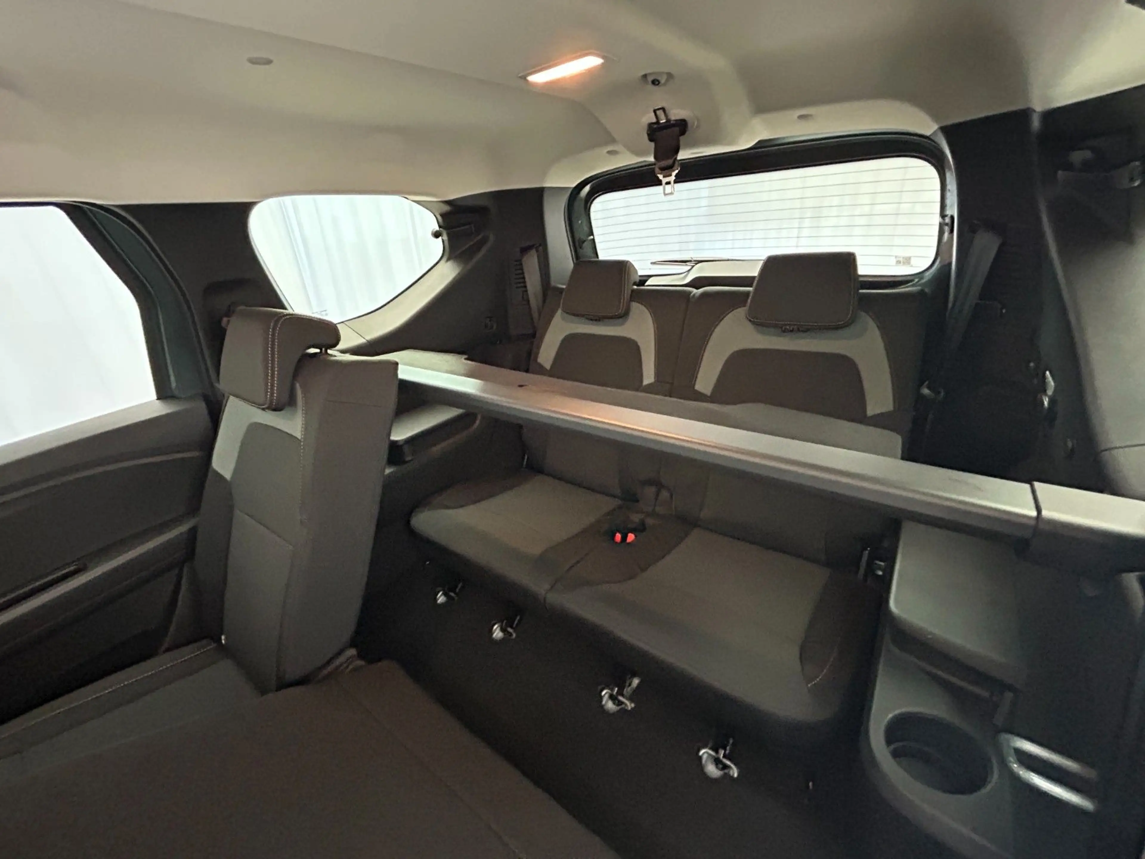 Dacia Jogger Extreme hybrid 155 7-Sitz. Winter/Driving — photo 15