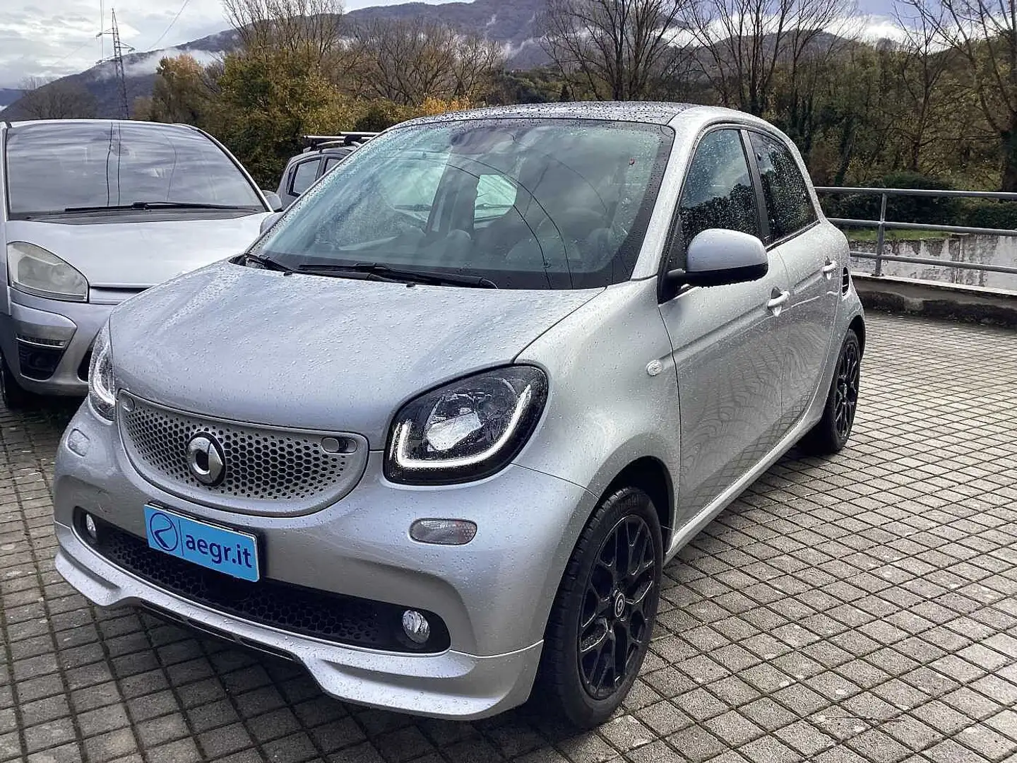 smart forFour 2ªs. (W453) 90 0.9 Turbo twinamic Perfect Gris - 1