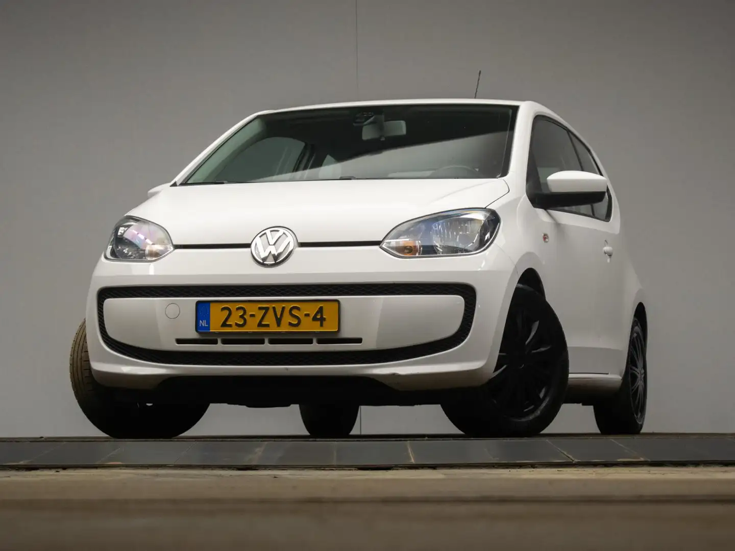 Volkswagen up! 1.0 move up! BlueMotion Sport (BLACK/WHITE,LED,SPO Wit - 2