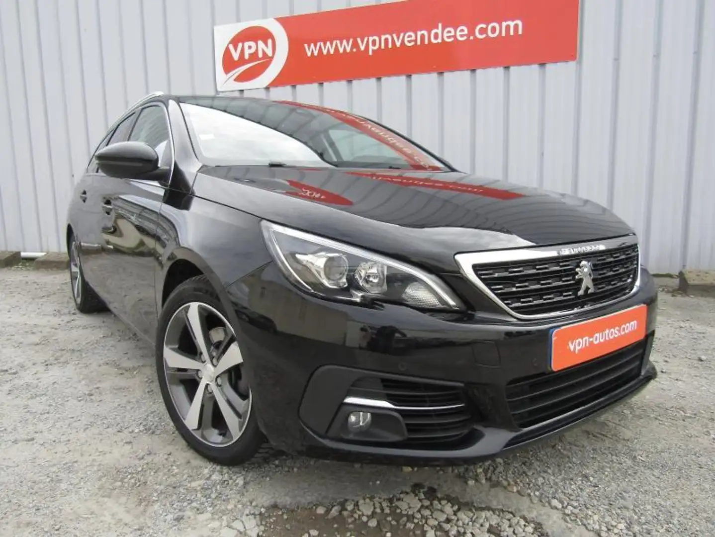 Peugeot 308 1.5 BlueHDi 100ch E6.c S\u0026S Active Business Schwarz - 2