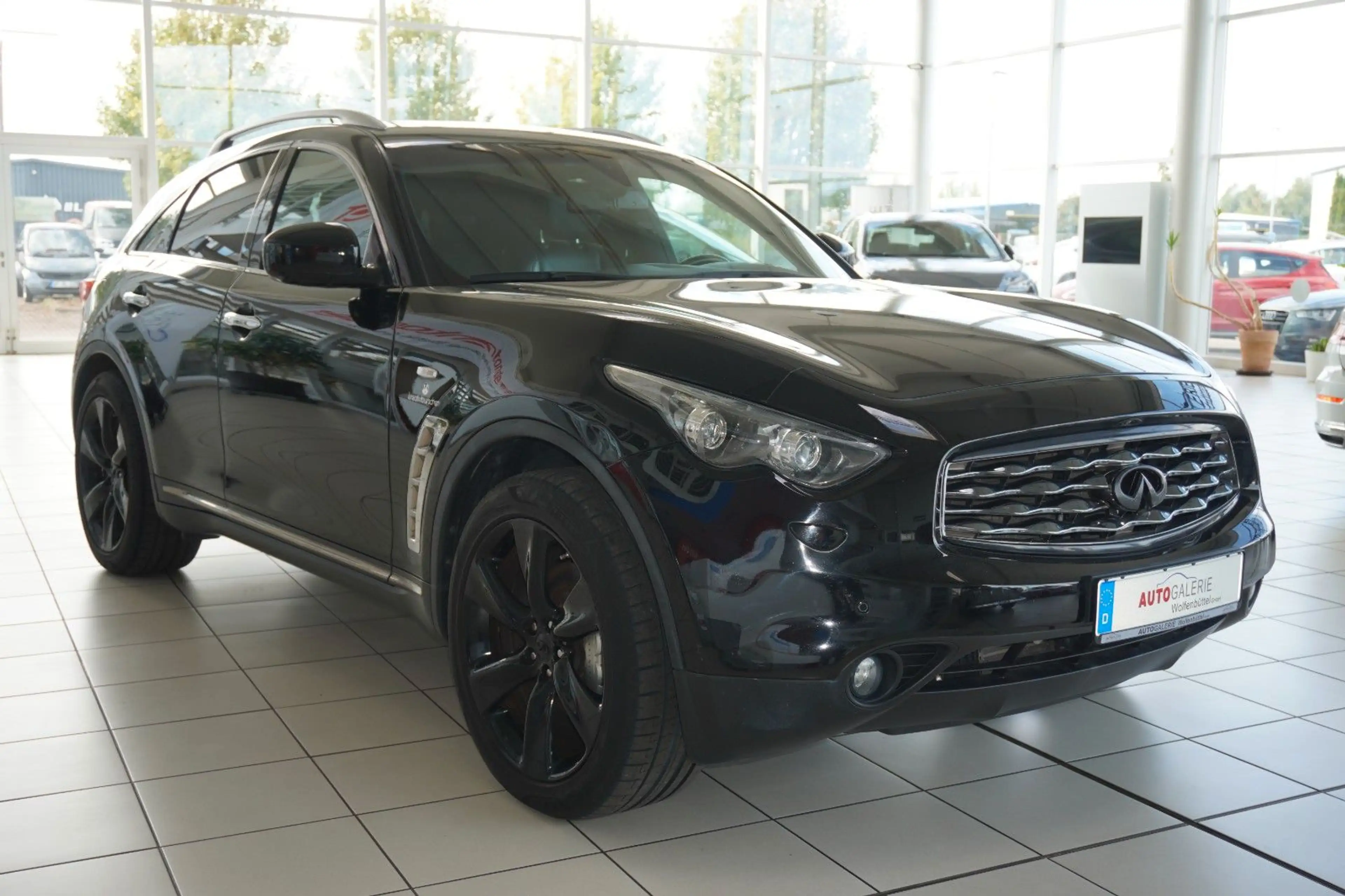 Infiniti FX FX30d GT Pano Kamera Leder BOSE — photo 4