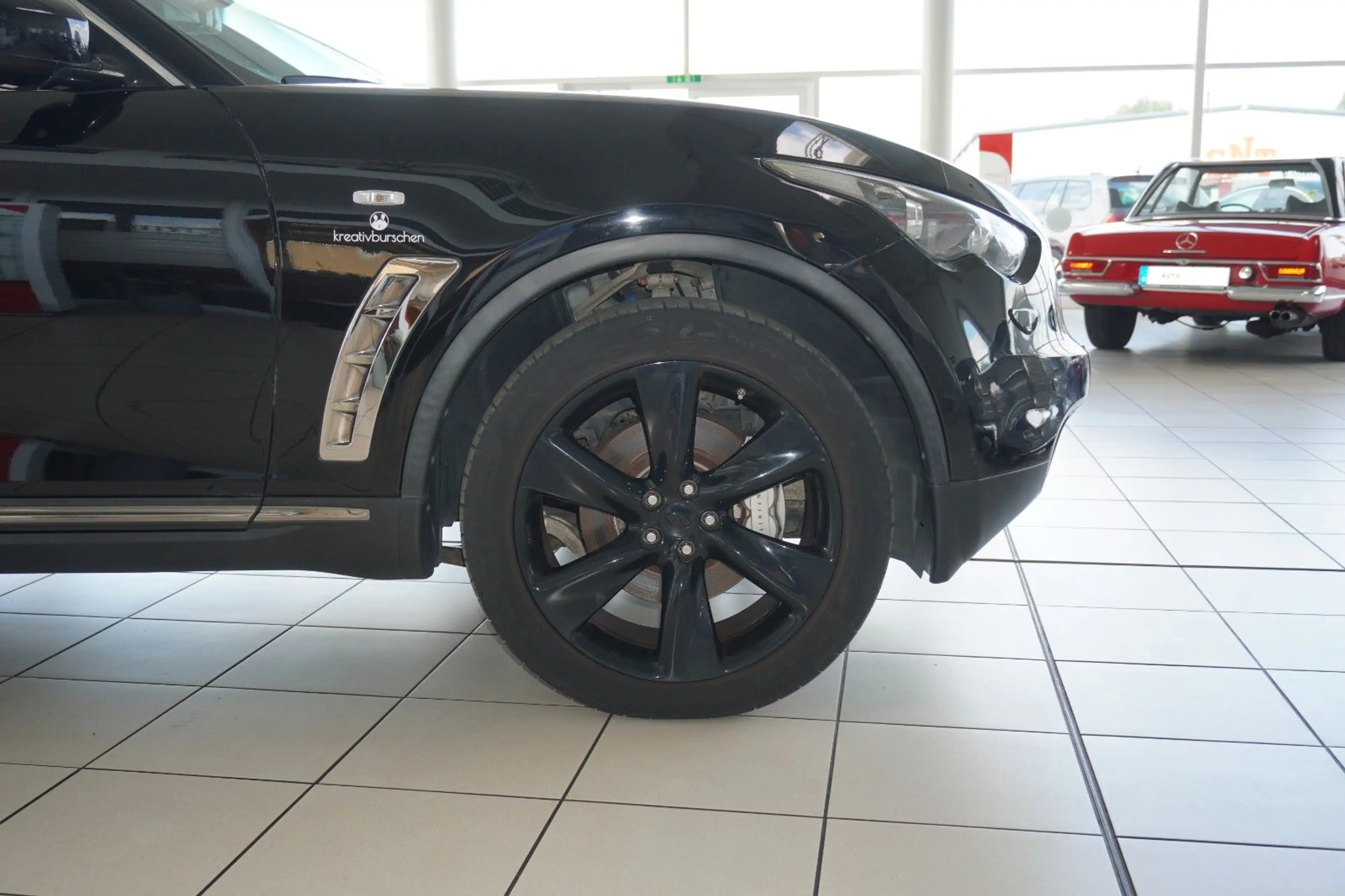 Infiniti FX FX30d GT Pano Kamera Leder BOSE — photo 12