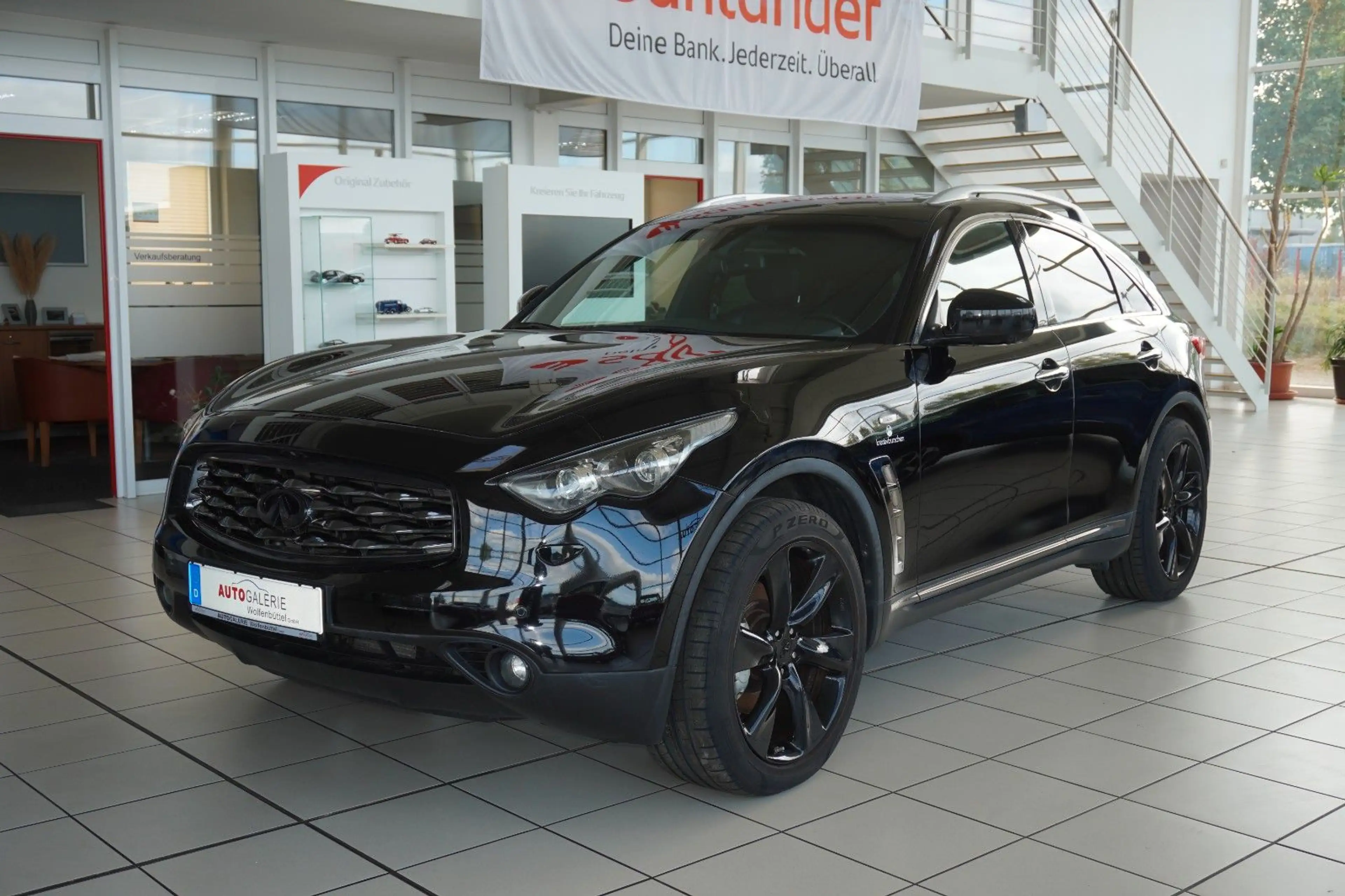 Infiniti FX FX30d GT Pano Kamera Leder BOSE