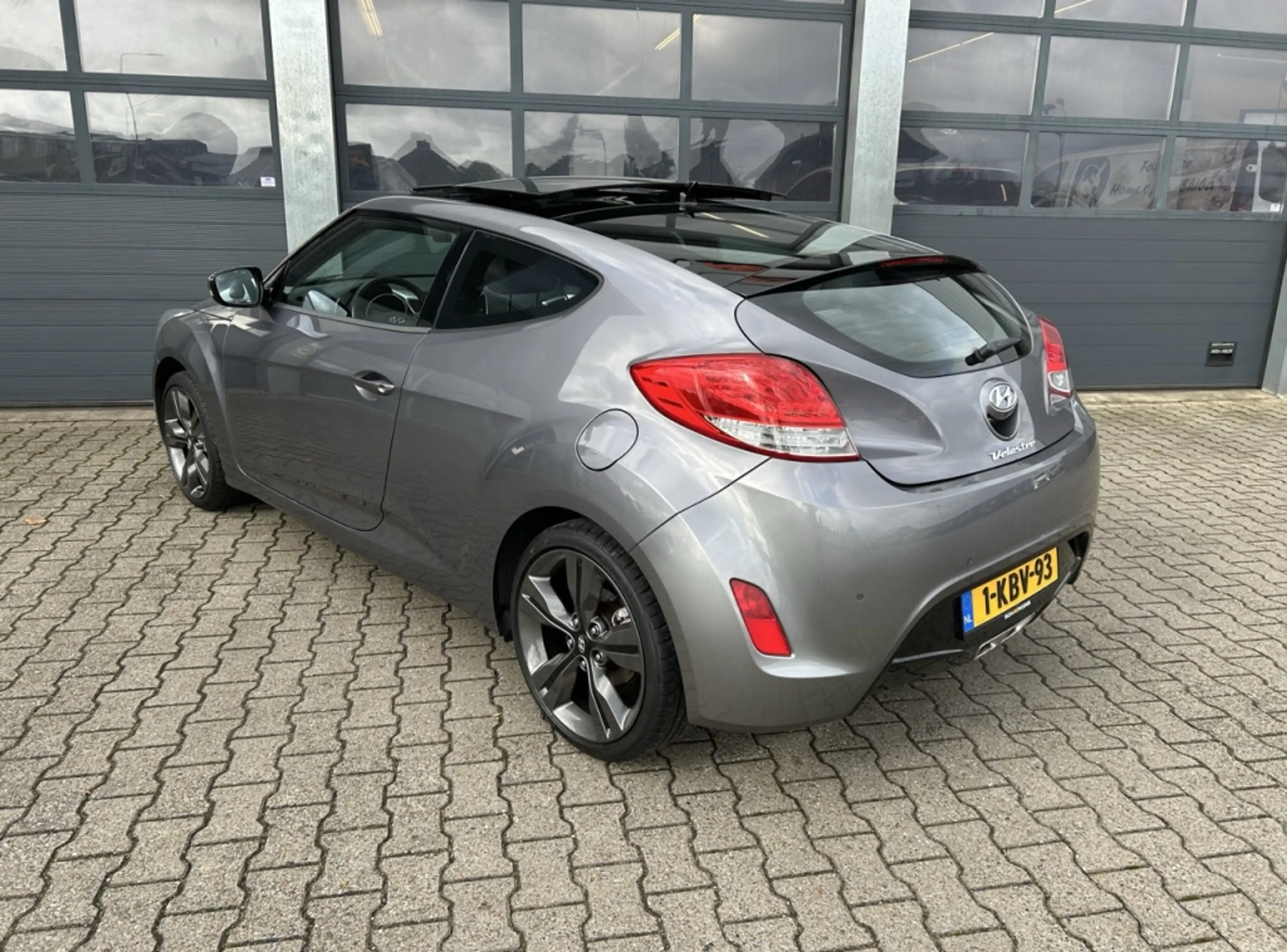 Hyundai VELOSTER 1.6 GDI 140pk i-Vision — photo 3
