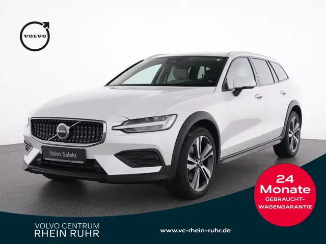 Volvo V60 Cross Country B4  AWD Plus+AHK+WINTERPAK