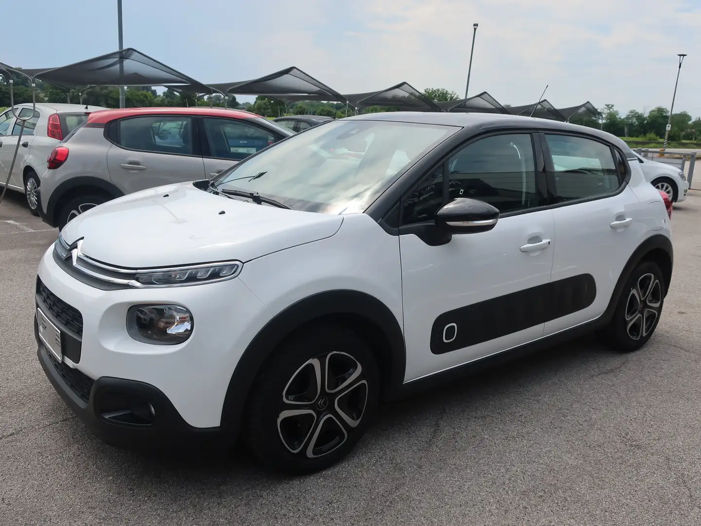 Citroen C3 C3 1.2 puretech Shine 82cv Bianco - 1