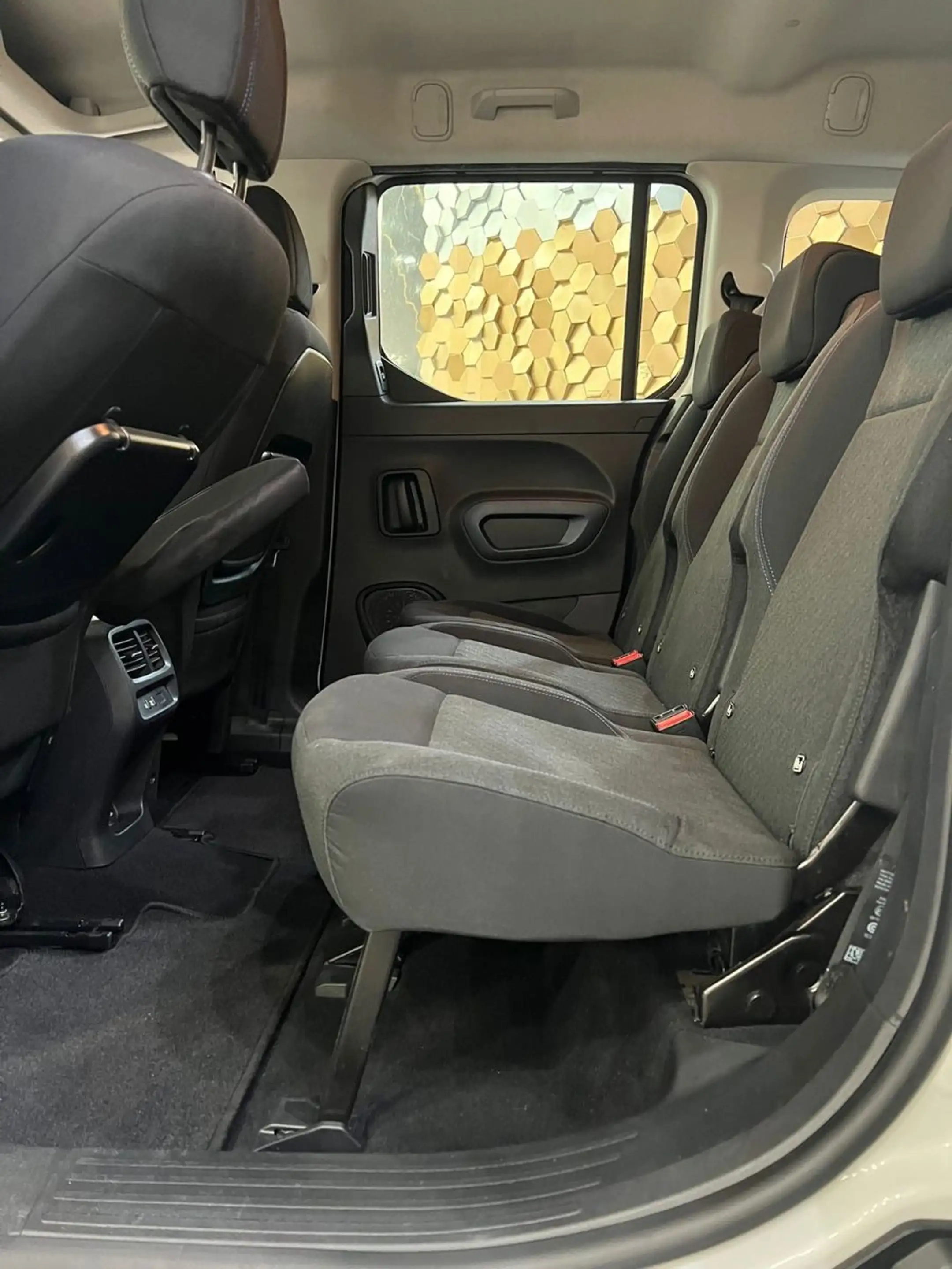 Peugeot Rifter Allure L2 /Klima/7-Sitzer/Zahnriemen Neu/ — photo 12