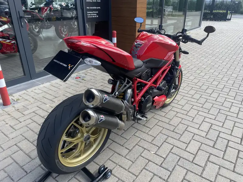 Ducati Streetfighter - foto 3