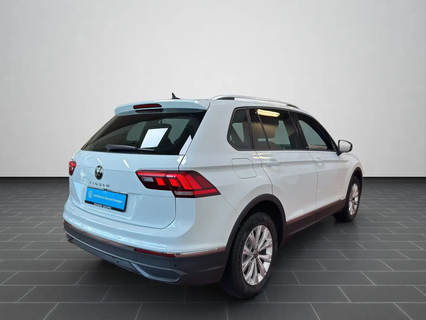 Volkswagen Tiguan 1.5 TSI DSG UNITED *Navi*Matrix*Kamera*AH Weiß - 2