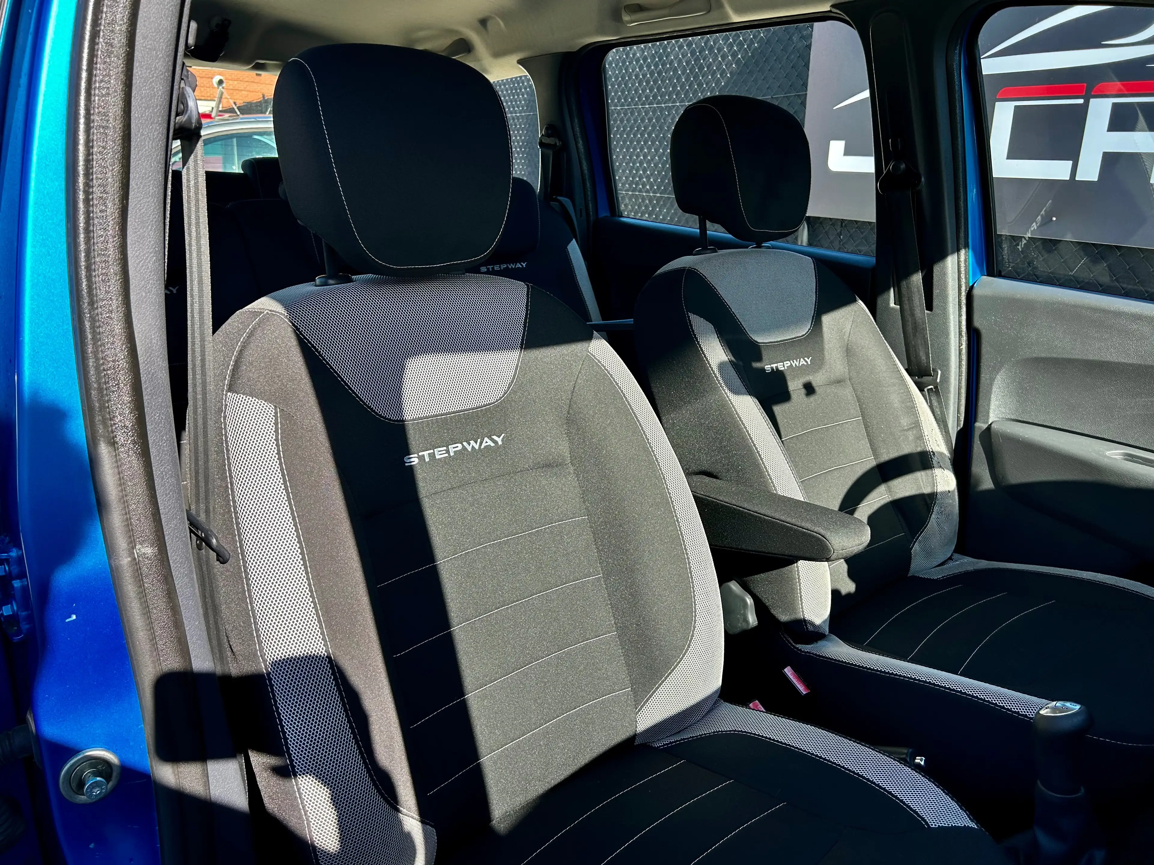 Dacia Lodgy Stepway 1.2i Urban Explorer 7places*1er PROP*0492/249614* — photo 13