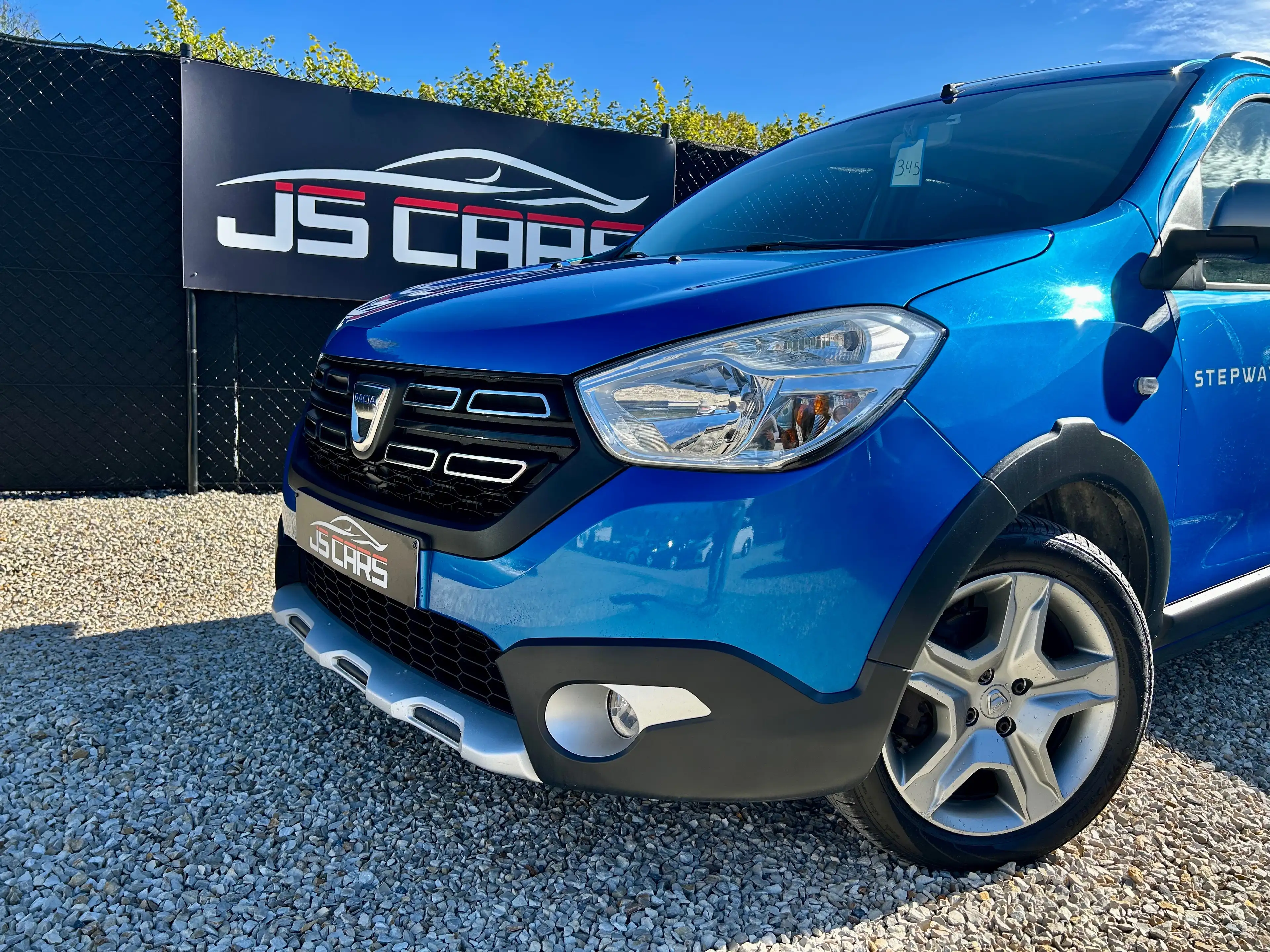 Dacia Lodgy Stepway 1.2i Urban Explorer 7places*1er PROP*0492/249614* — photo 3