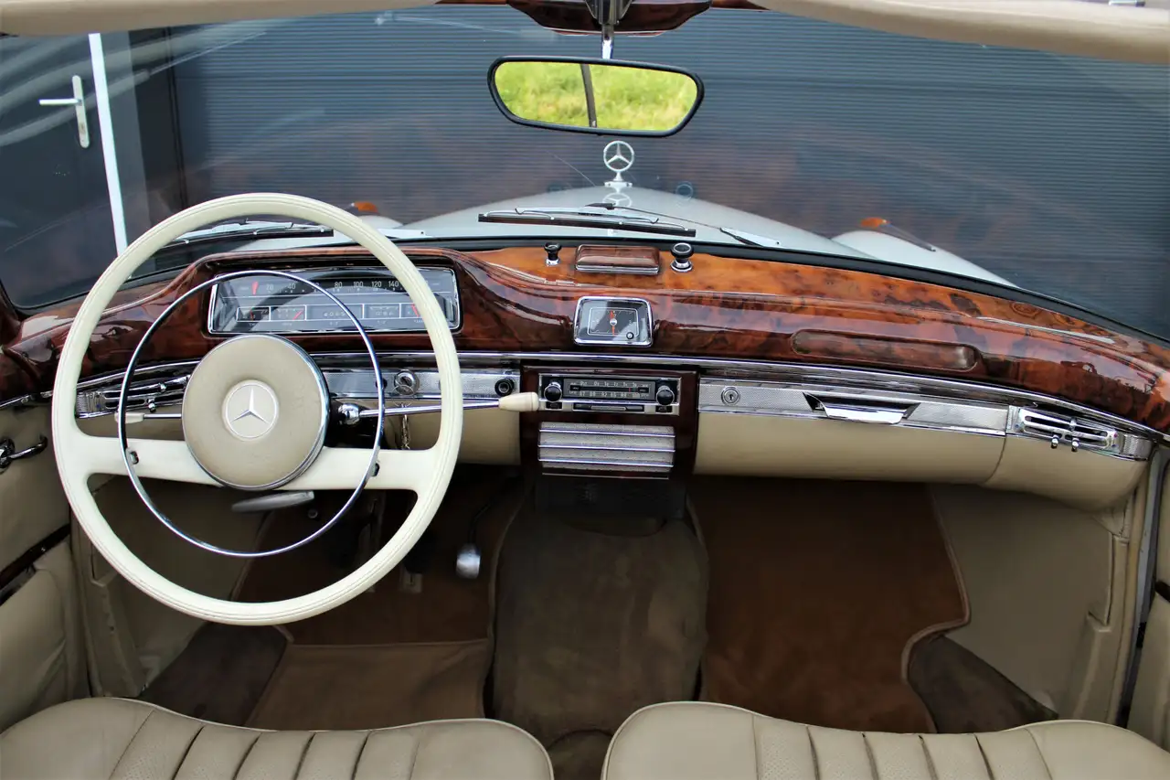 Mercedes-Benz 220 S-klasse 220SE W128 Ponton Cabriolet, foto 10