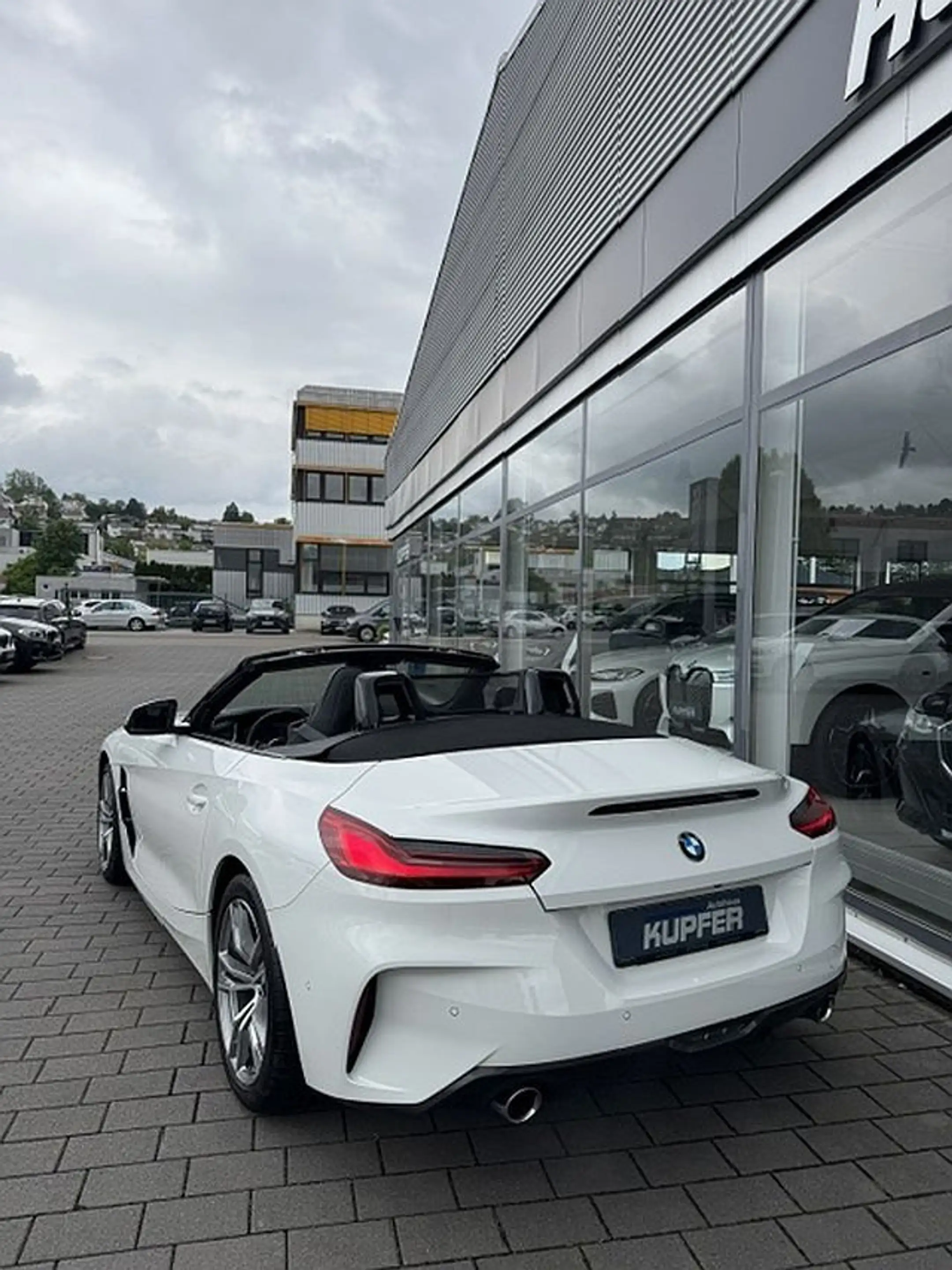 BMW Z4 sDrive20 i Roadster M Sportp. M-Sitze°HIFI — photo 2