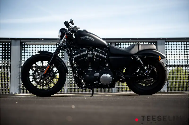 Harley-Davidson Sportster XL 883 - foto 2