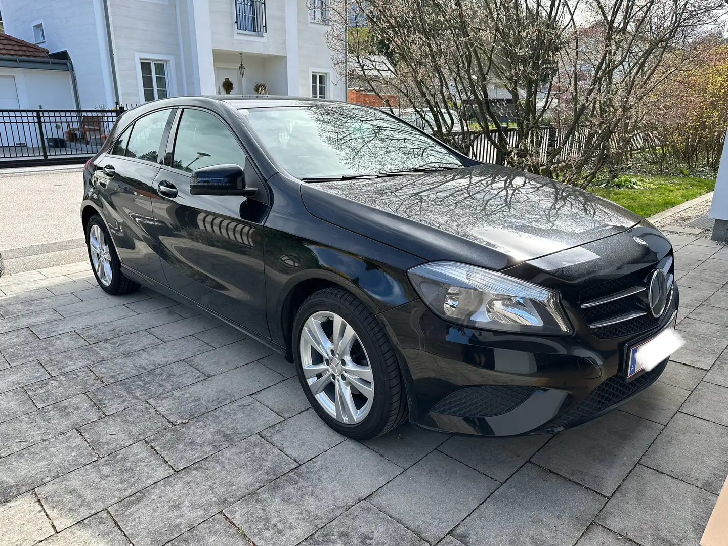 Mercedes-Benz A 180 CDI BlueEfficiency Edition Lifestyle - 1