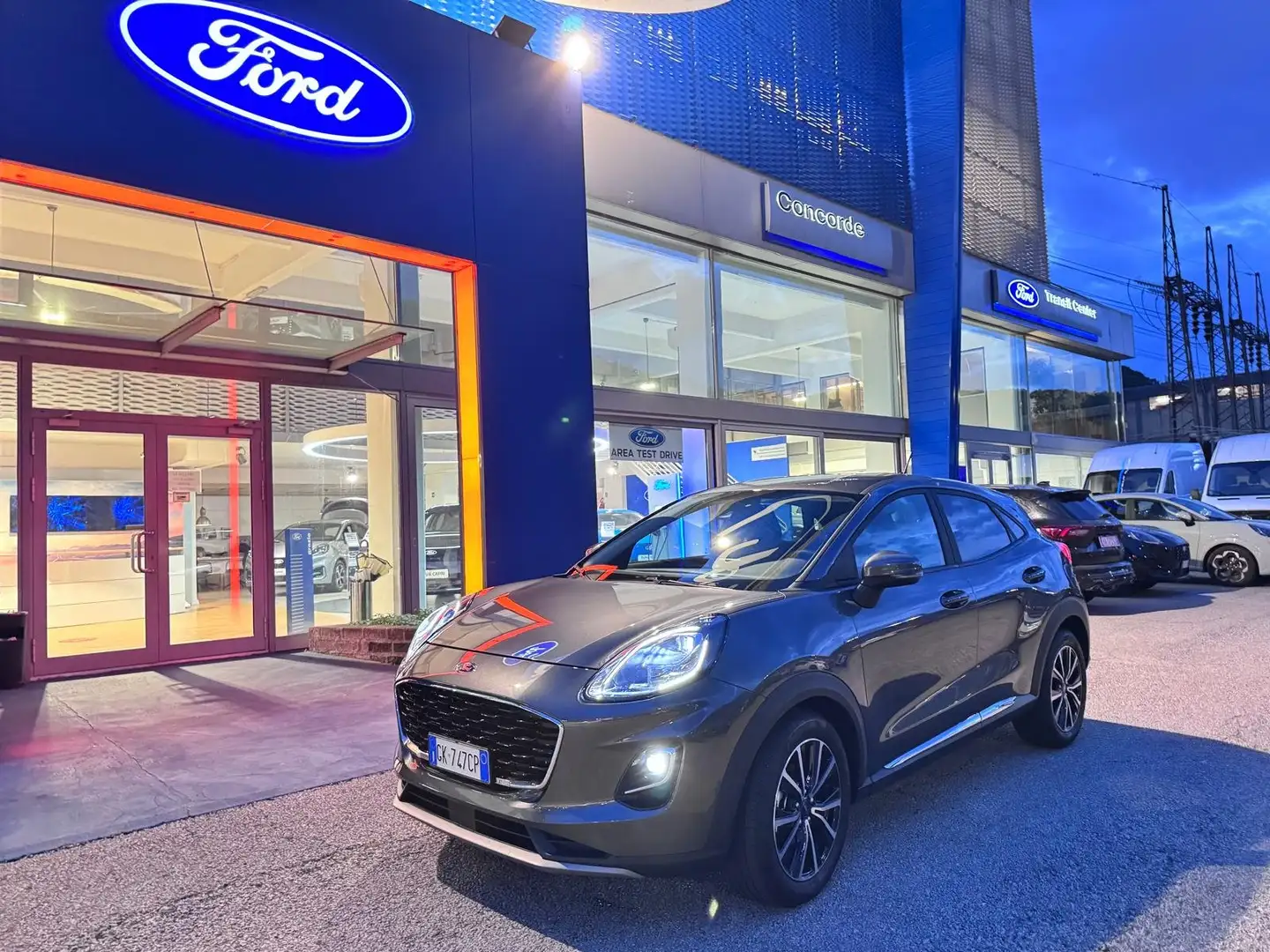 Ford Puma Puma 1.0 ecoboost h 125 CV Titanium Grigio - 1