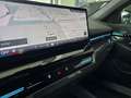 BMW 520 d xDrive Touring -Modell G61 M-Aerodynamikpaket Schwarz - thumbnail 23
