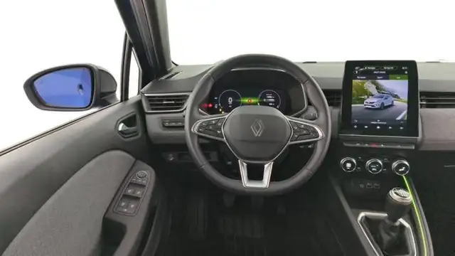 Renault Clio view 15