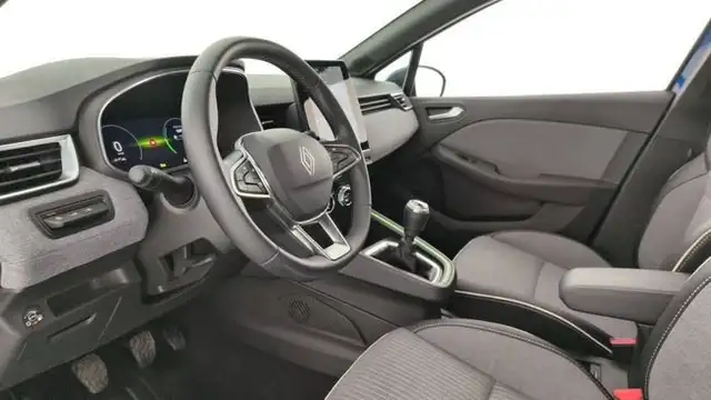 Renault Clio view 6