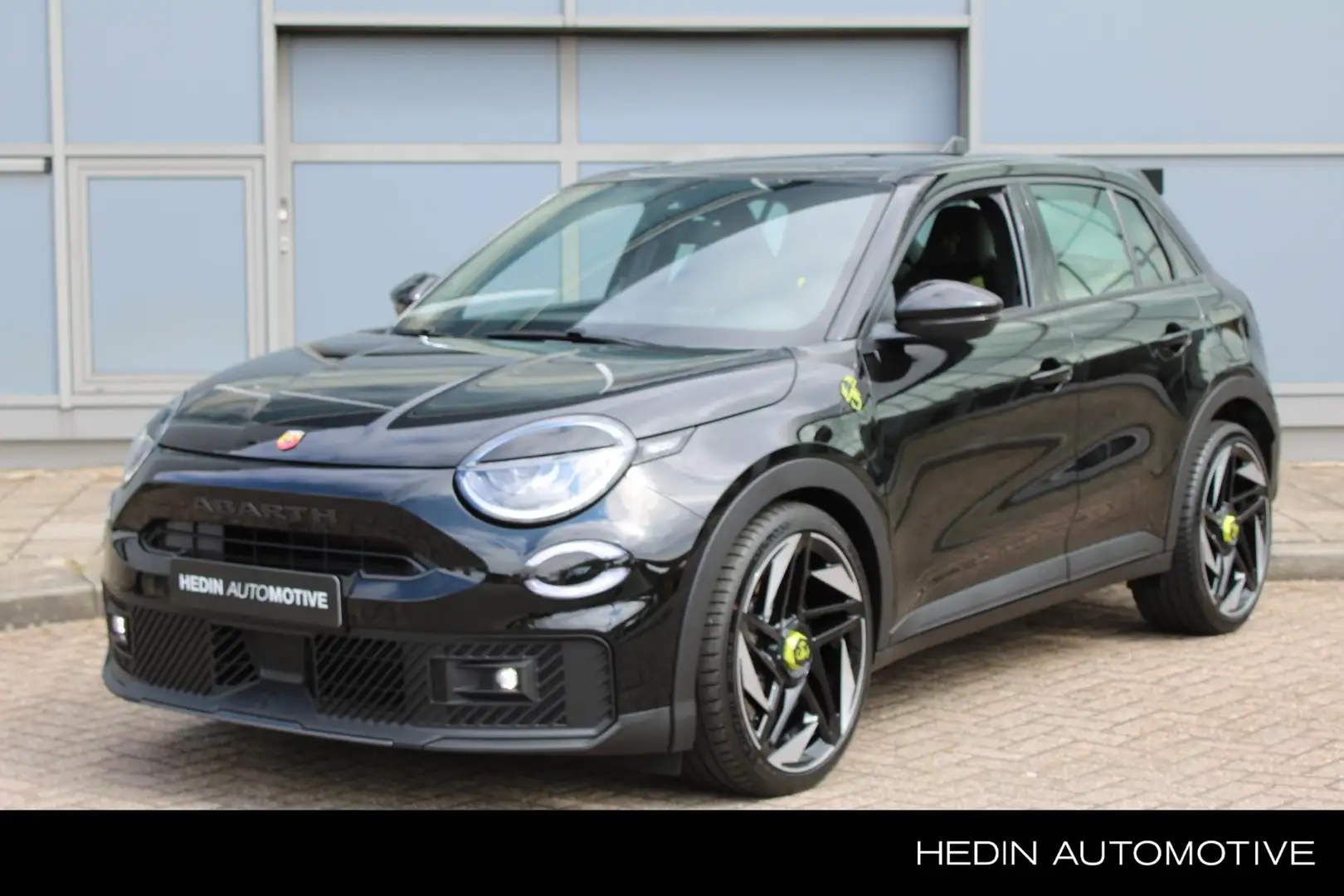 Fiat 600e Abarth Turismo 240pk 54 kWh | Sabelt sportstoelen Fekete - 1