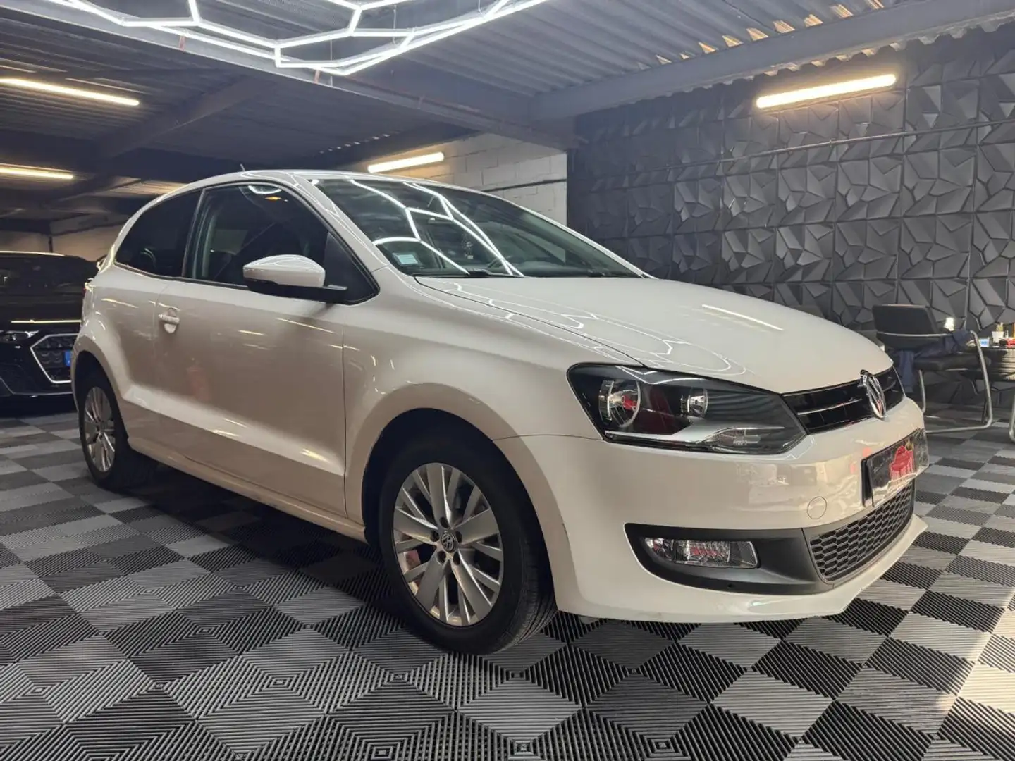 Volkswagen Polo Polo 1.0i - 60 V 6R Confortline PHASE 2 Blanc - 1
